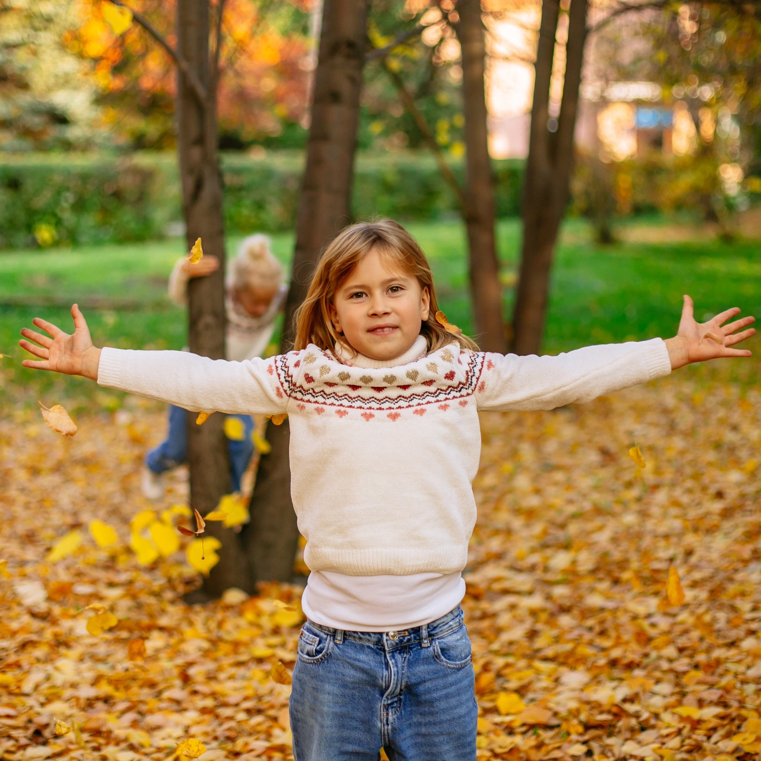 Юля, Анюта, Есения