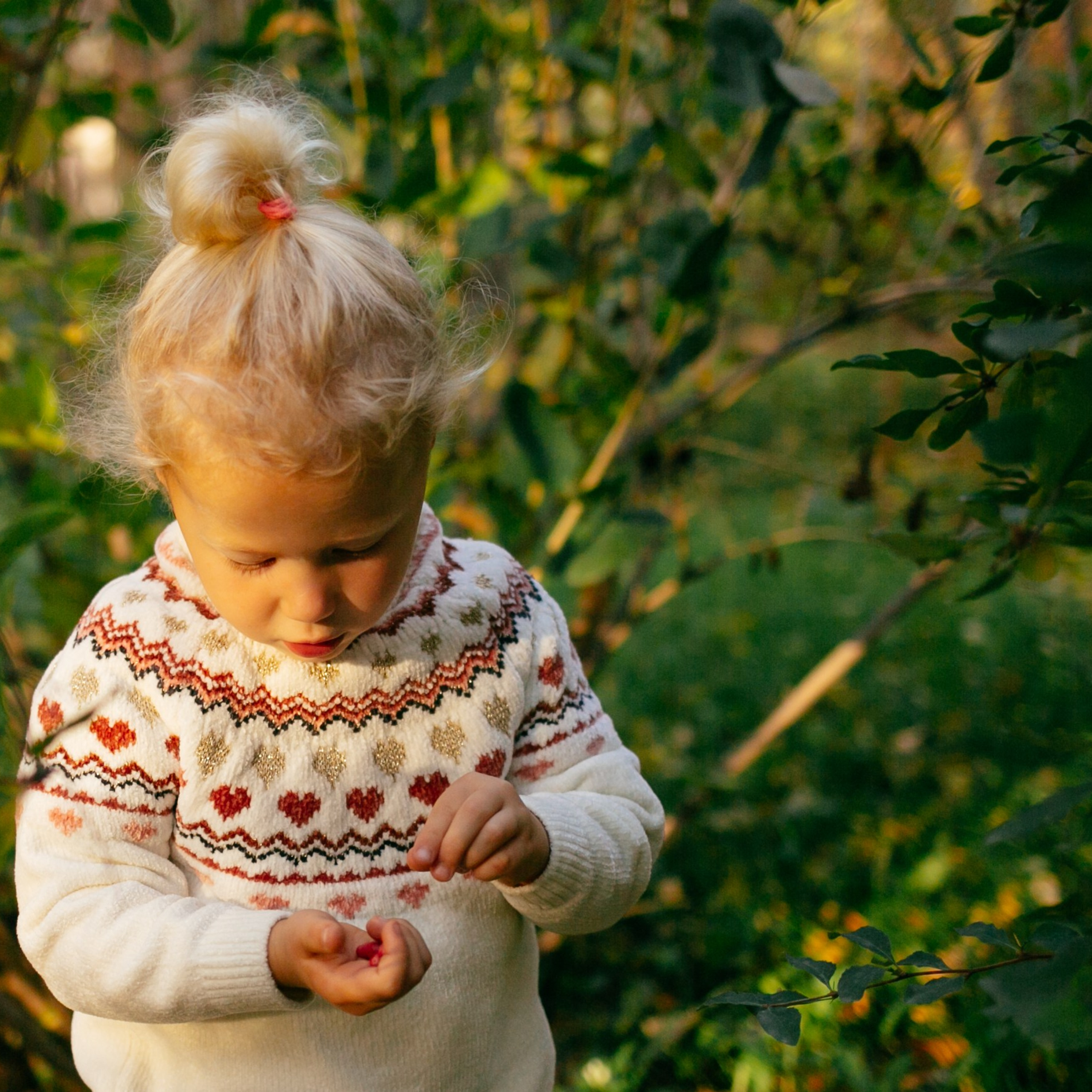 Юля, Анюта, Есения