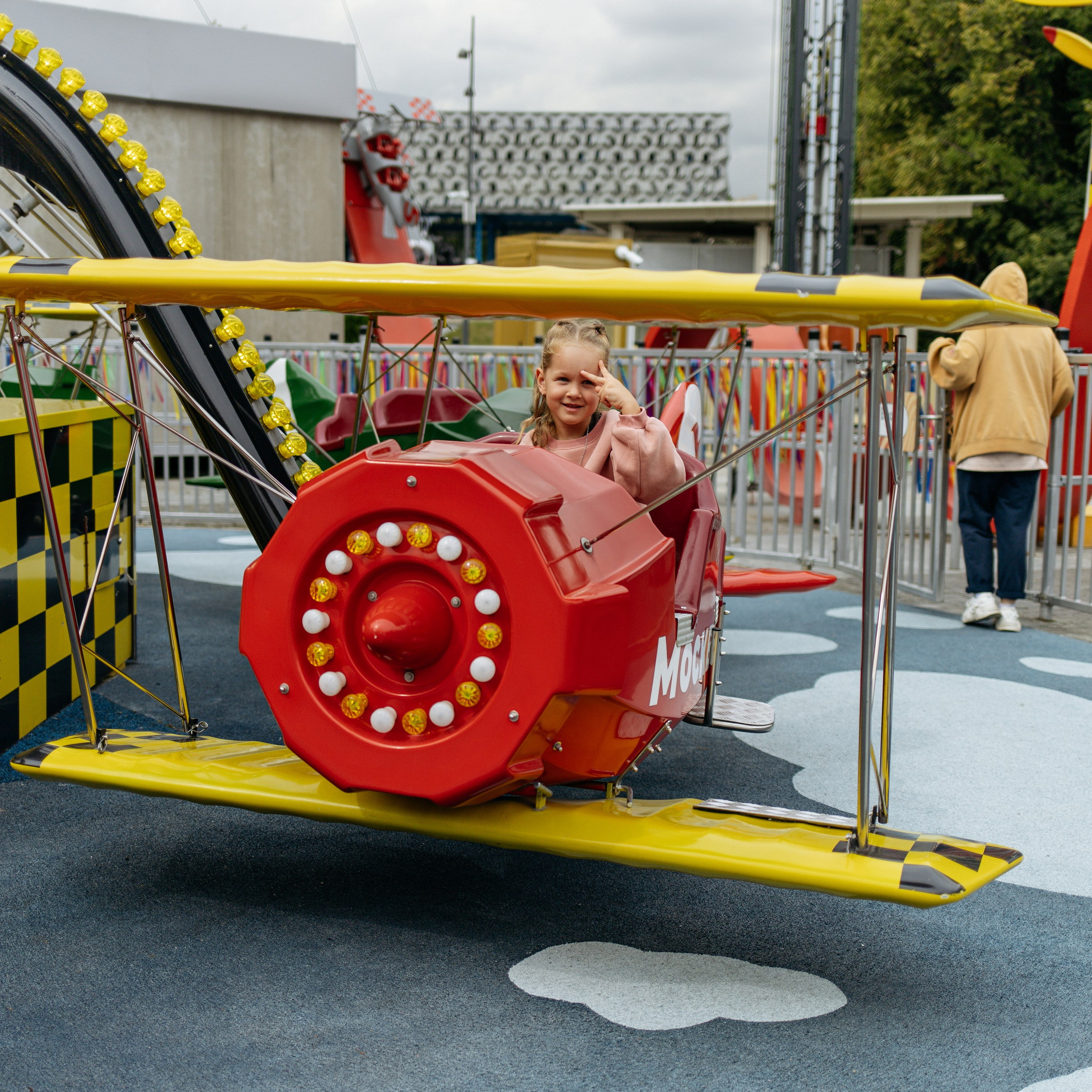 День рождения Василисы (дом, парк)