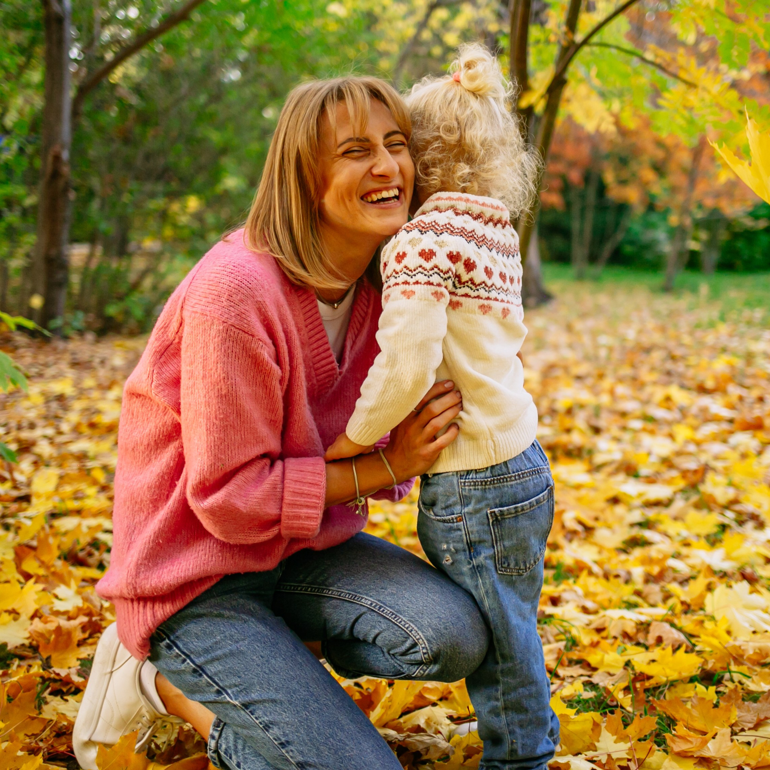 Юля, Анюта, Есения