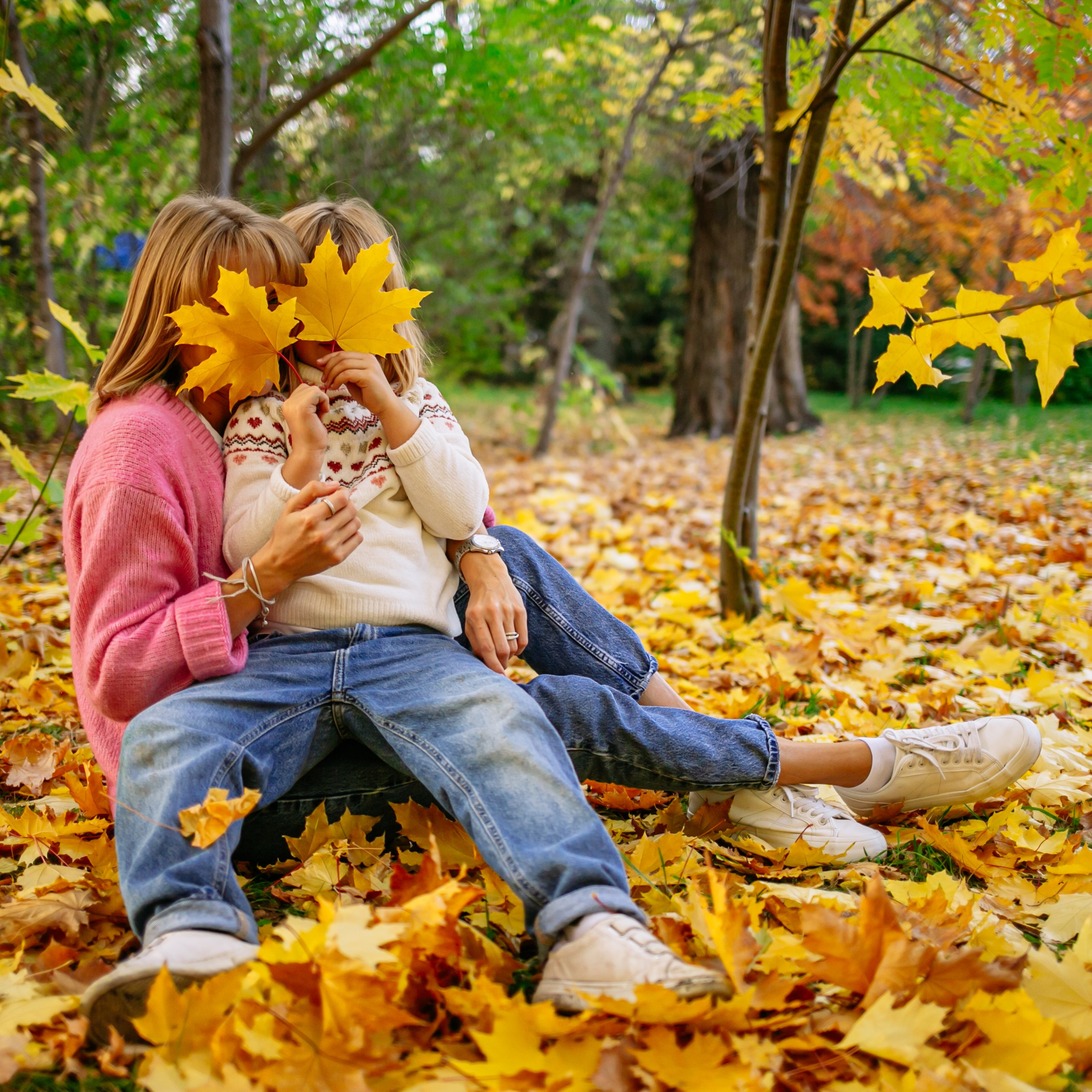 Юля, Анюта, Есения