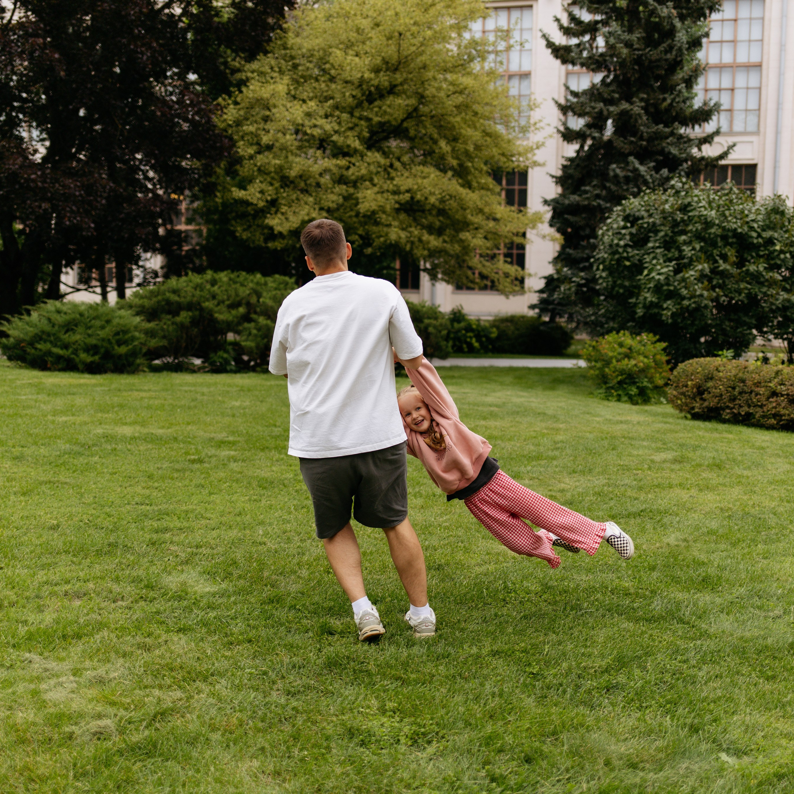 День рождения Василисы (дом, парк)