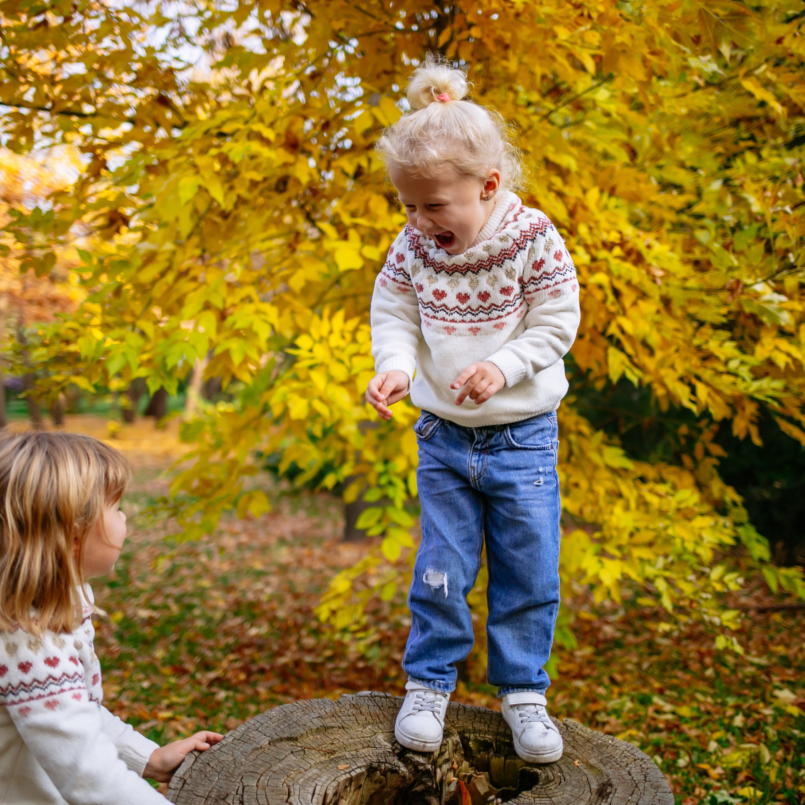 Юля, Анюта, Есения
