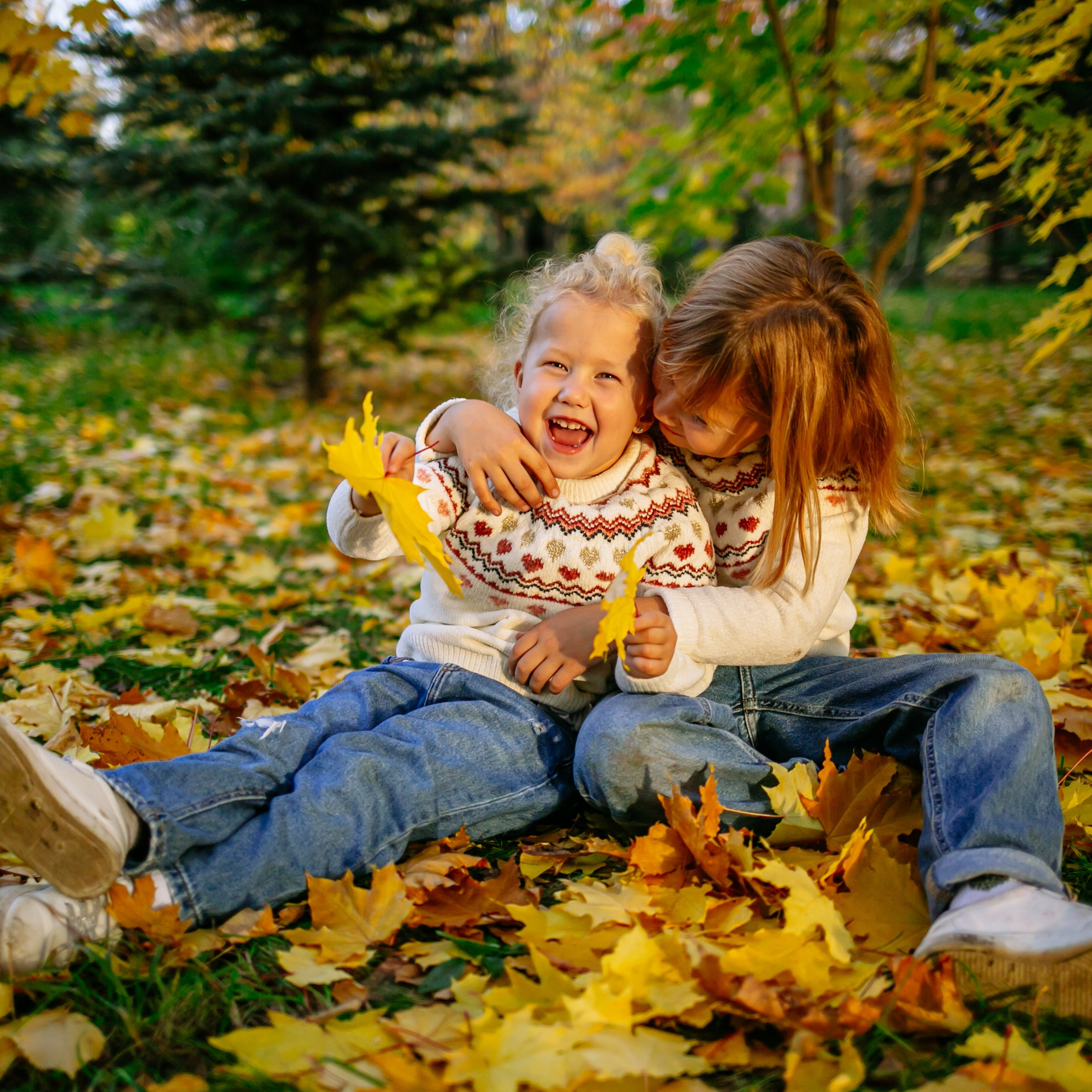 Юля, Анюта, Есения