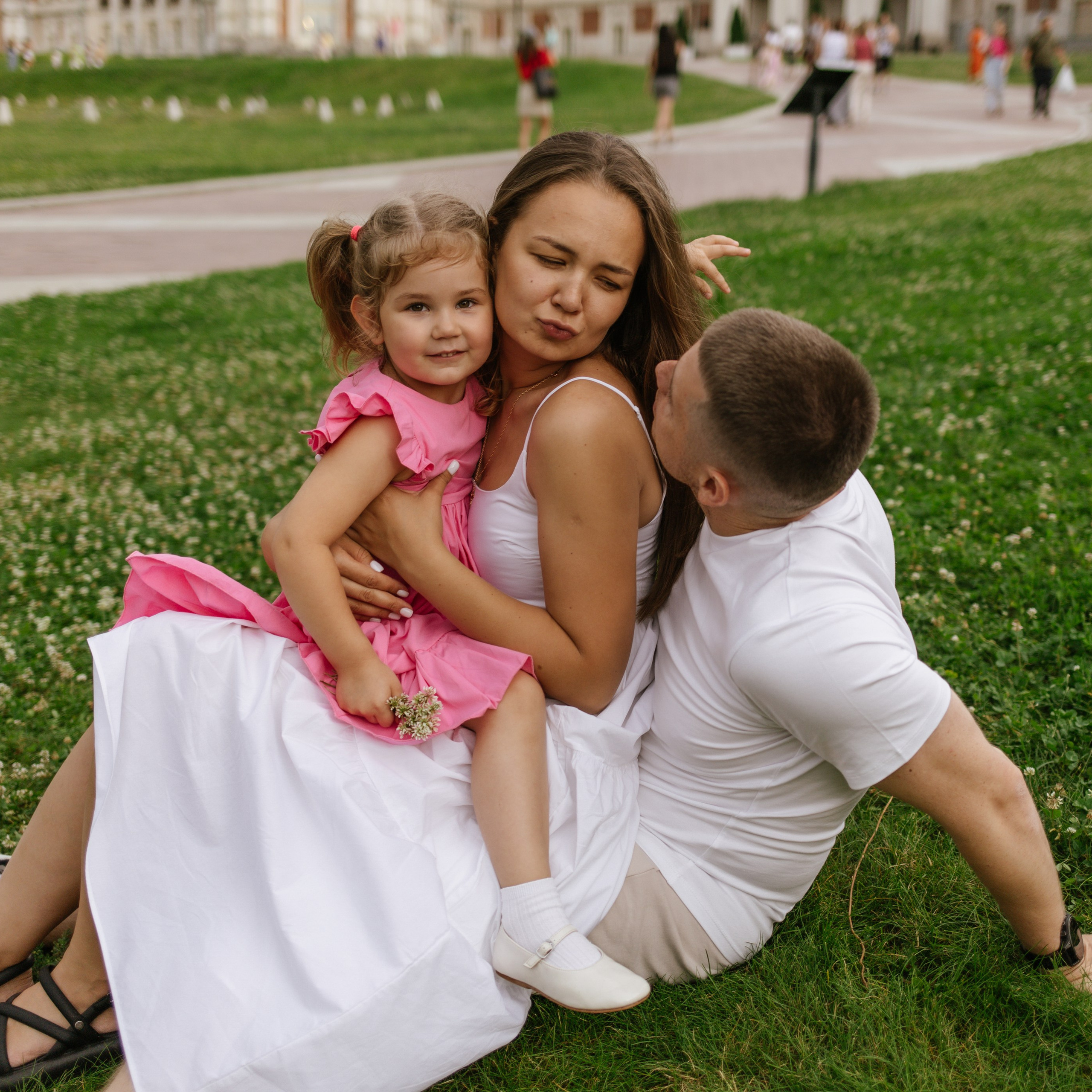 Вадим, Татьяна, Лера