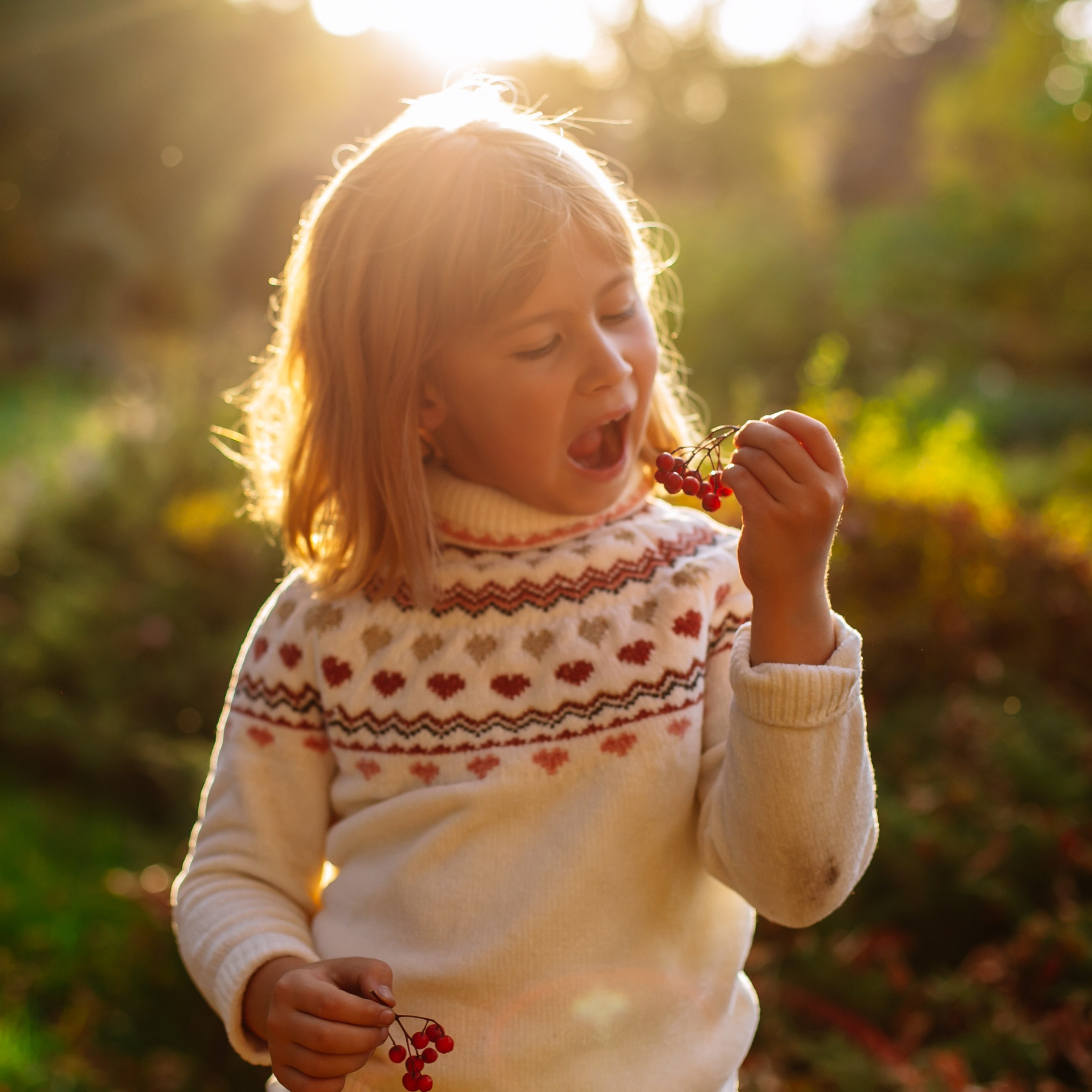Юля, Анюта, Есения