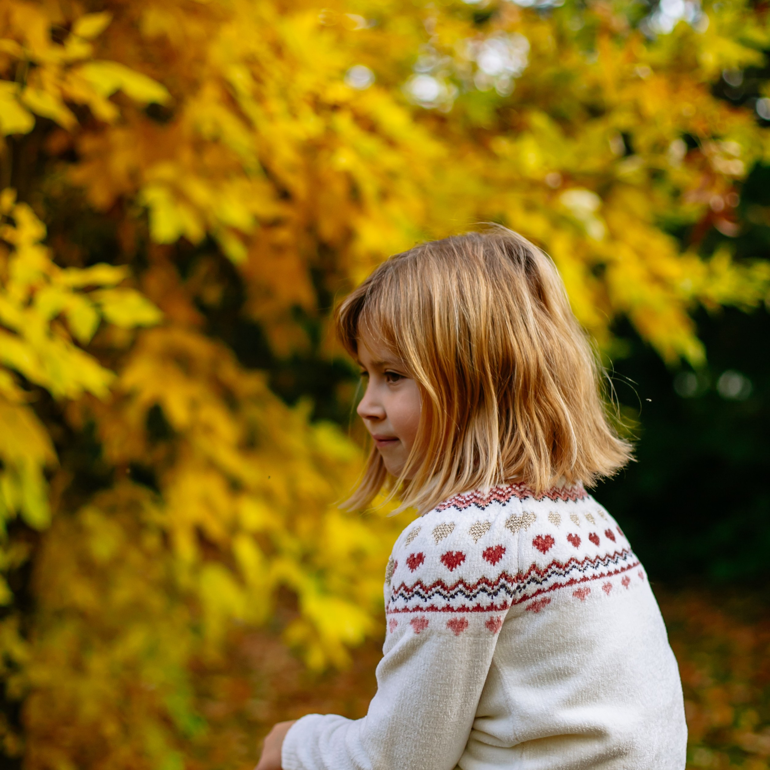 Юля, Анюта, Есения