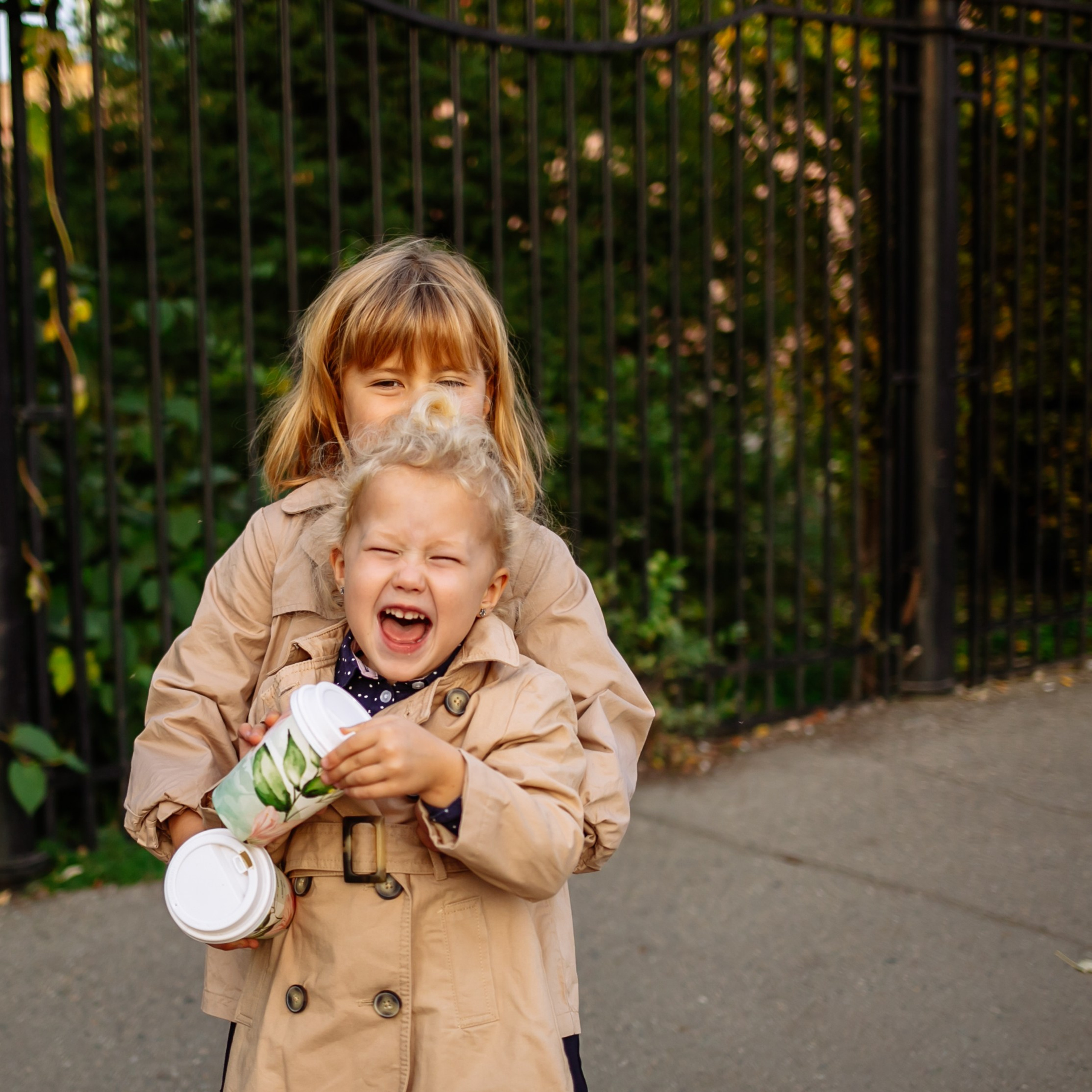 Юля, Анюта, Есения