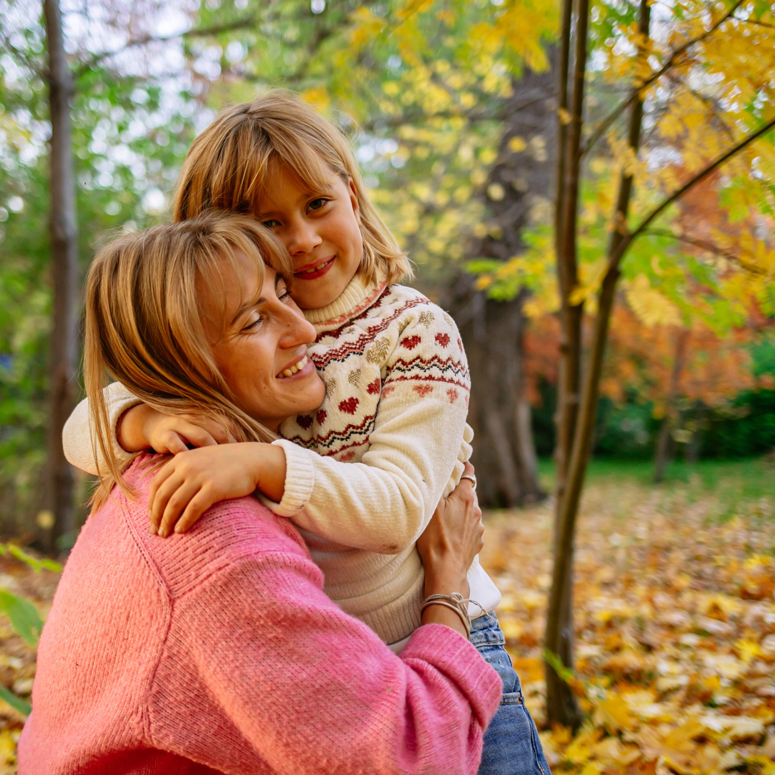 Юля, Анюта, Есения