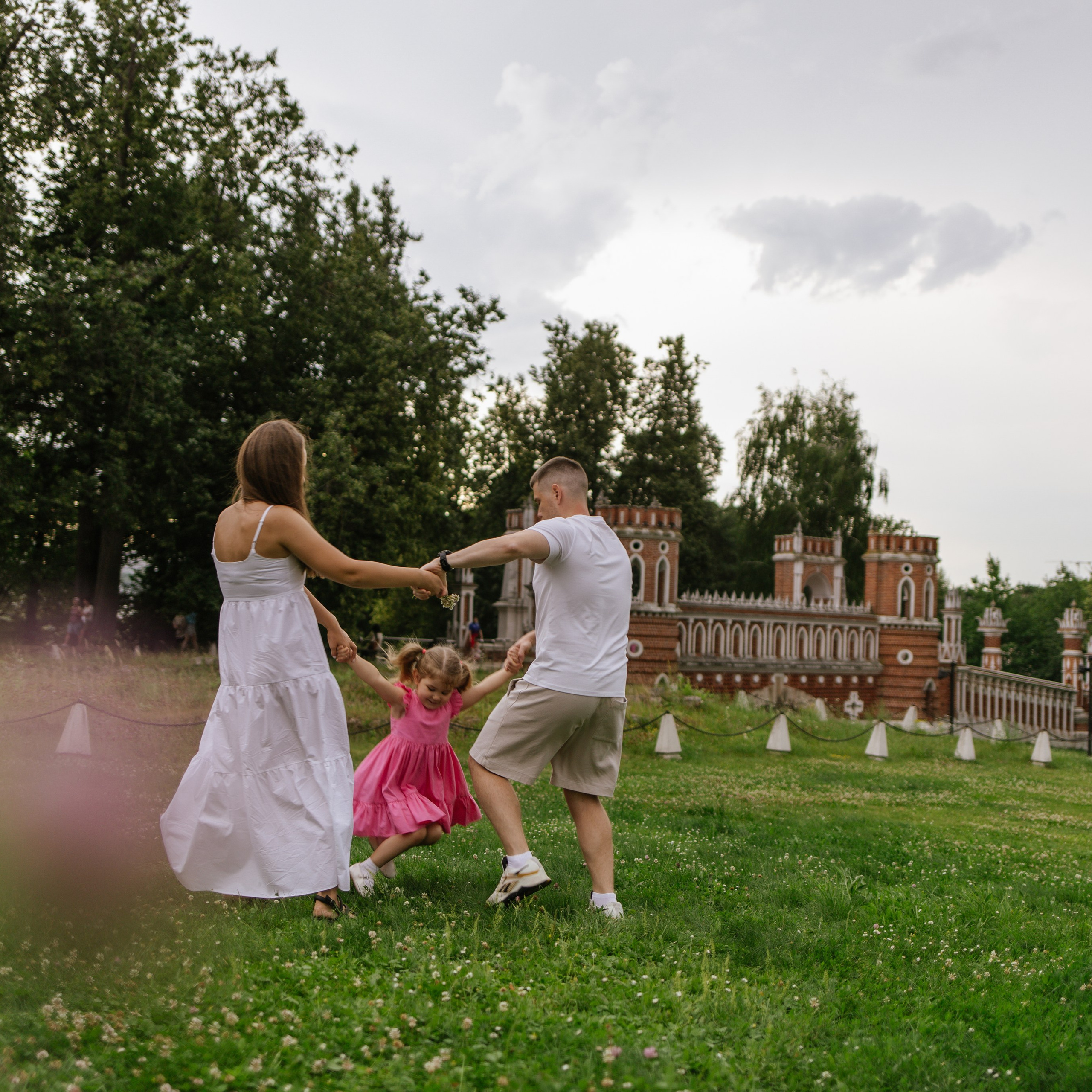 Вадим, Татьяна, Лера