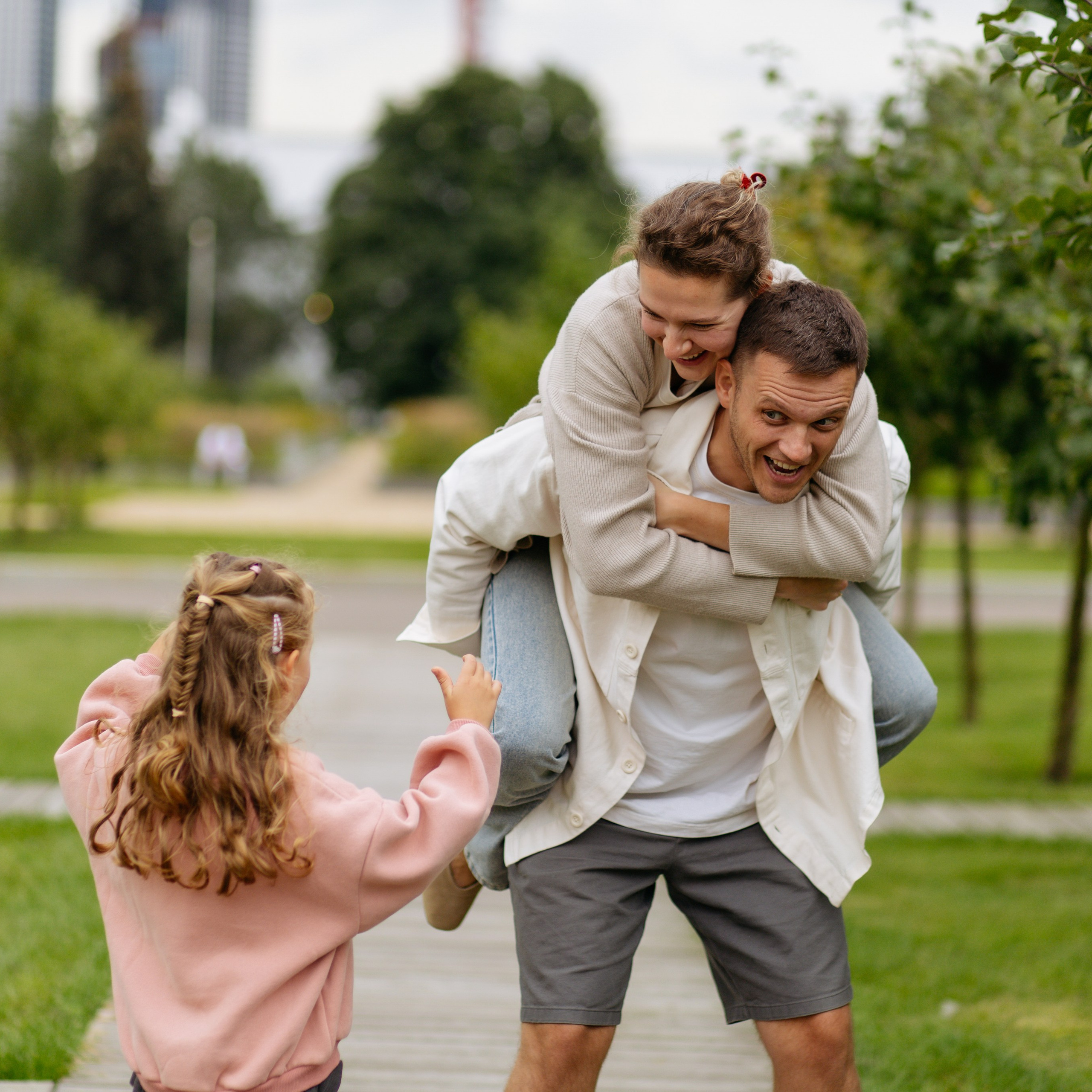День рождения Василисы (дом, парк)