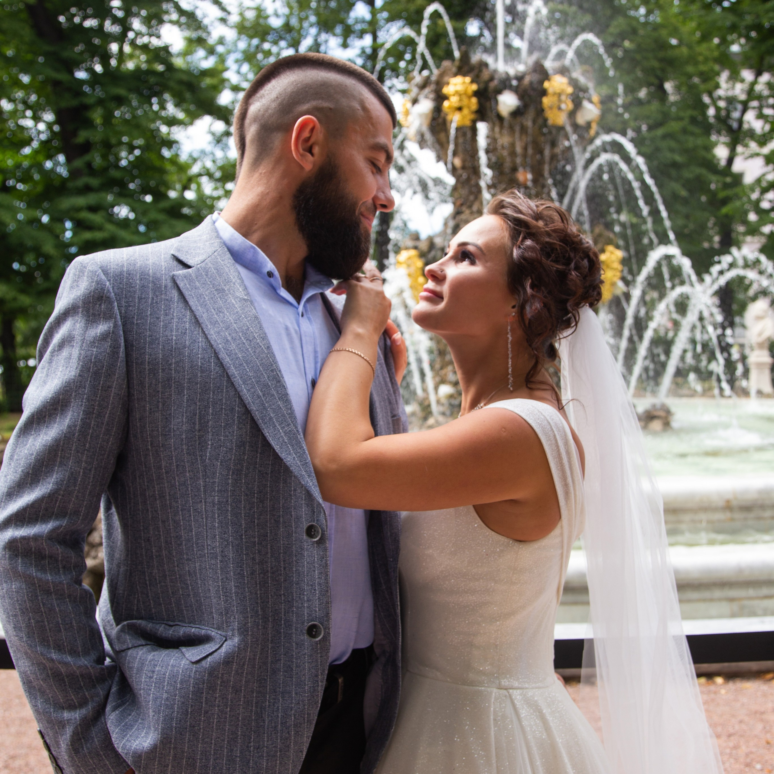 Свадебная фото прогулка по центру Санкт-Петербурга