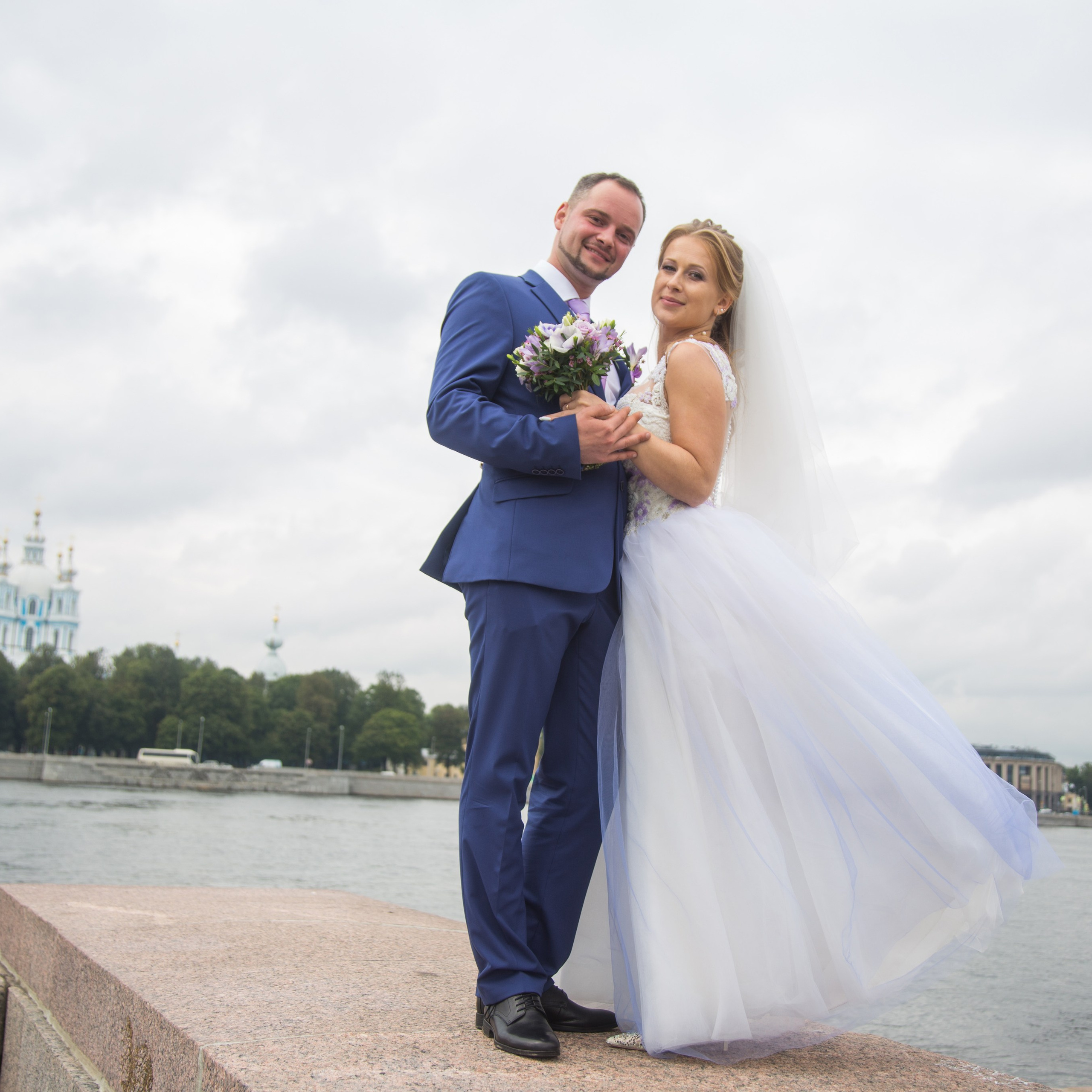 Свадебная фотосессия в Летнем саду и набережной Невы