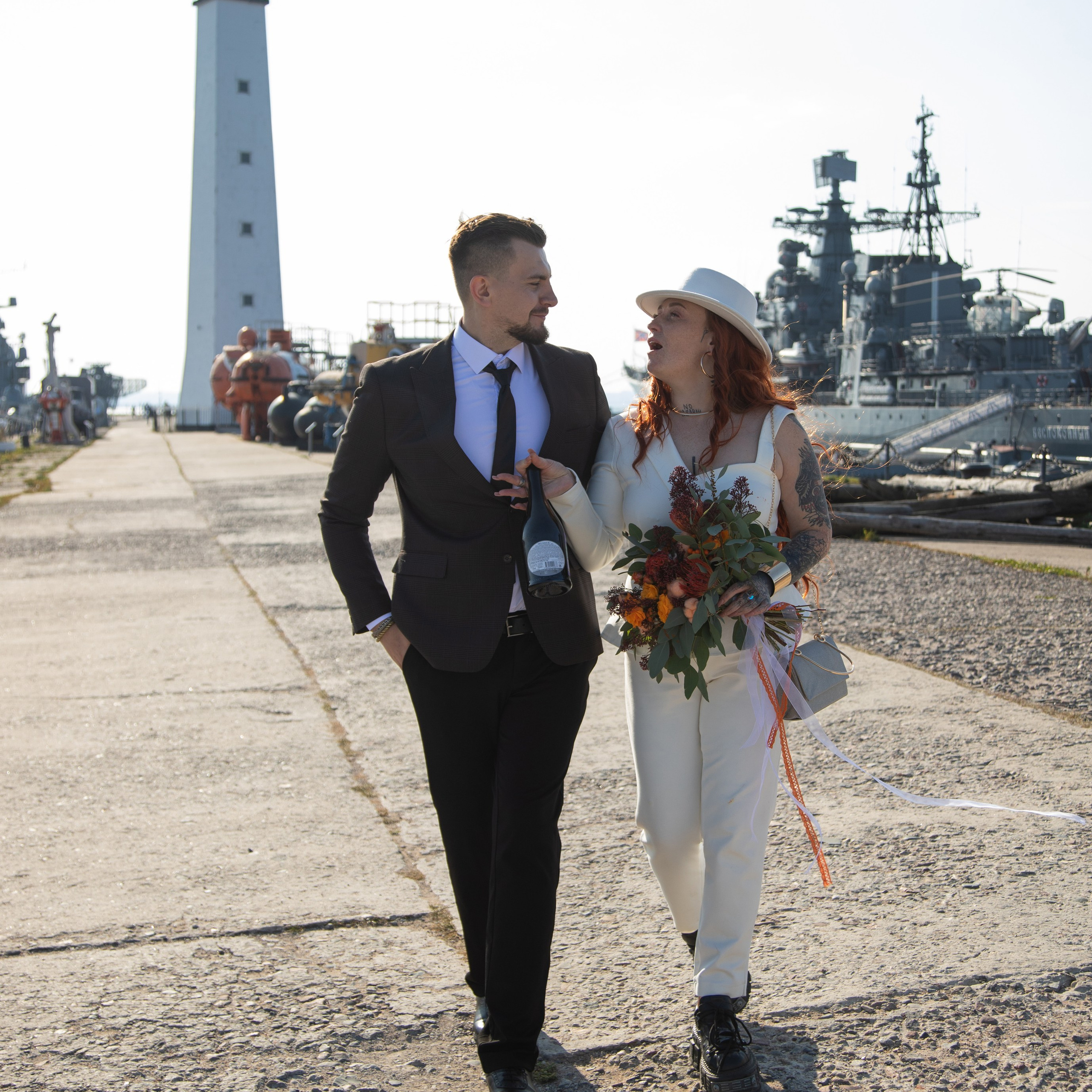 Свадебная съемка в Кронштадте у маяка