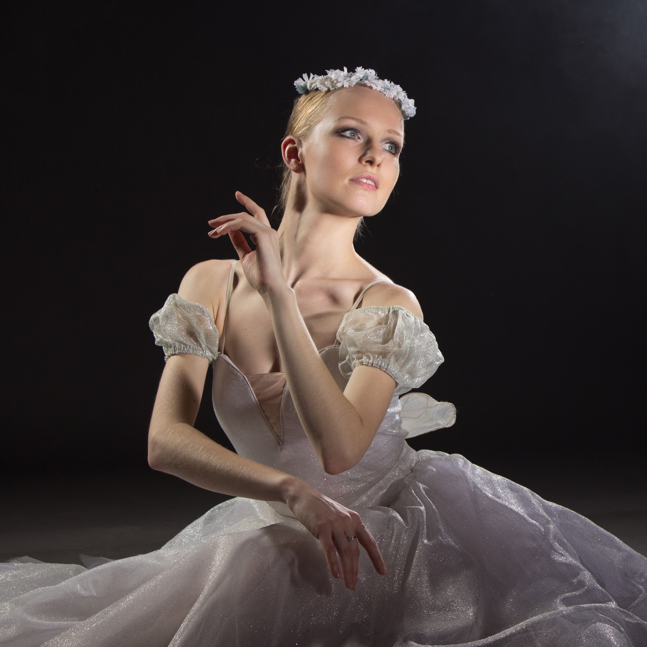 Индивидуальная и портретная фотоссесия в студии в Спб