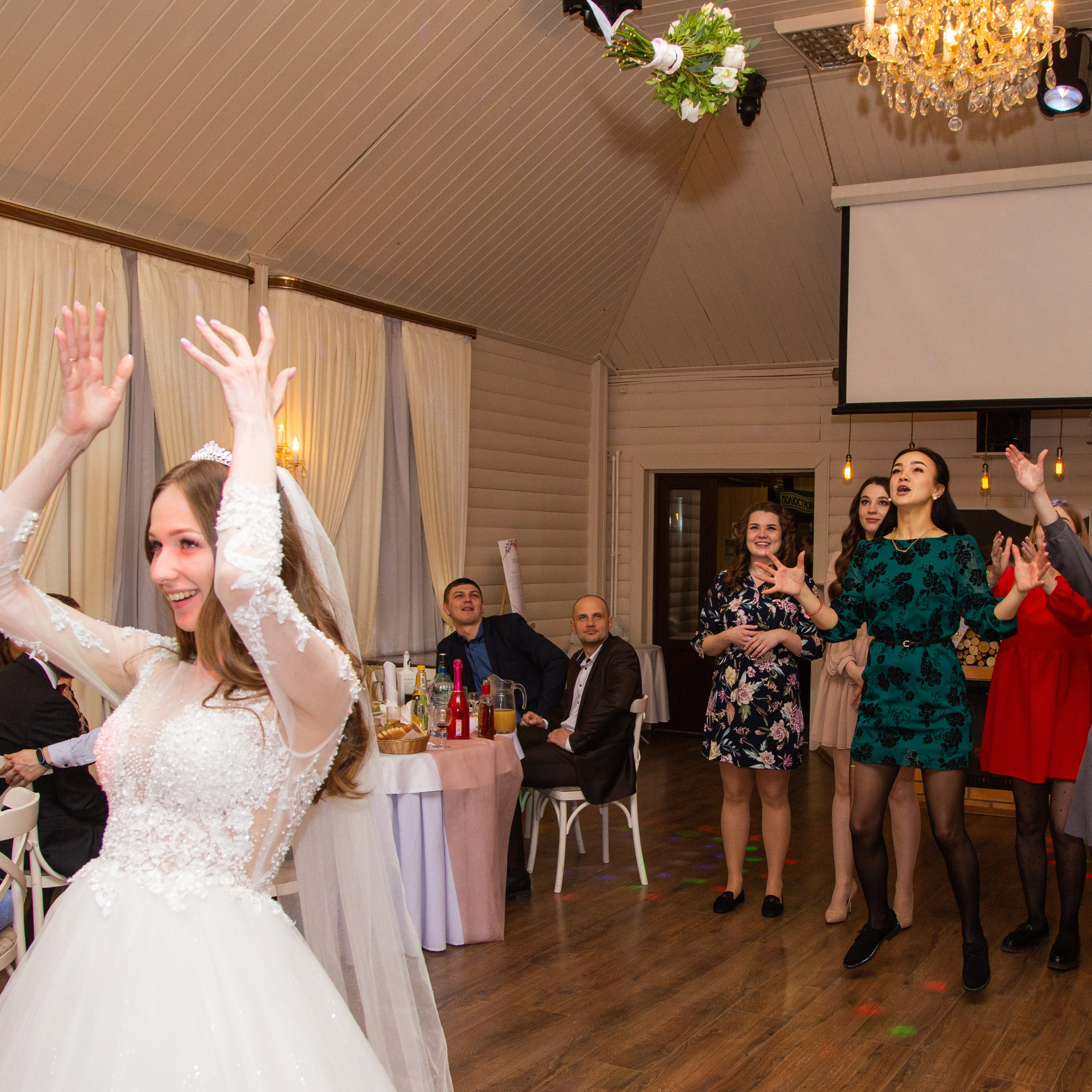 Студийная фотосессия жениха и невесты в Петербурге