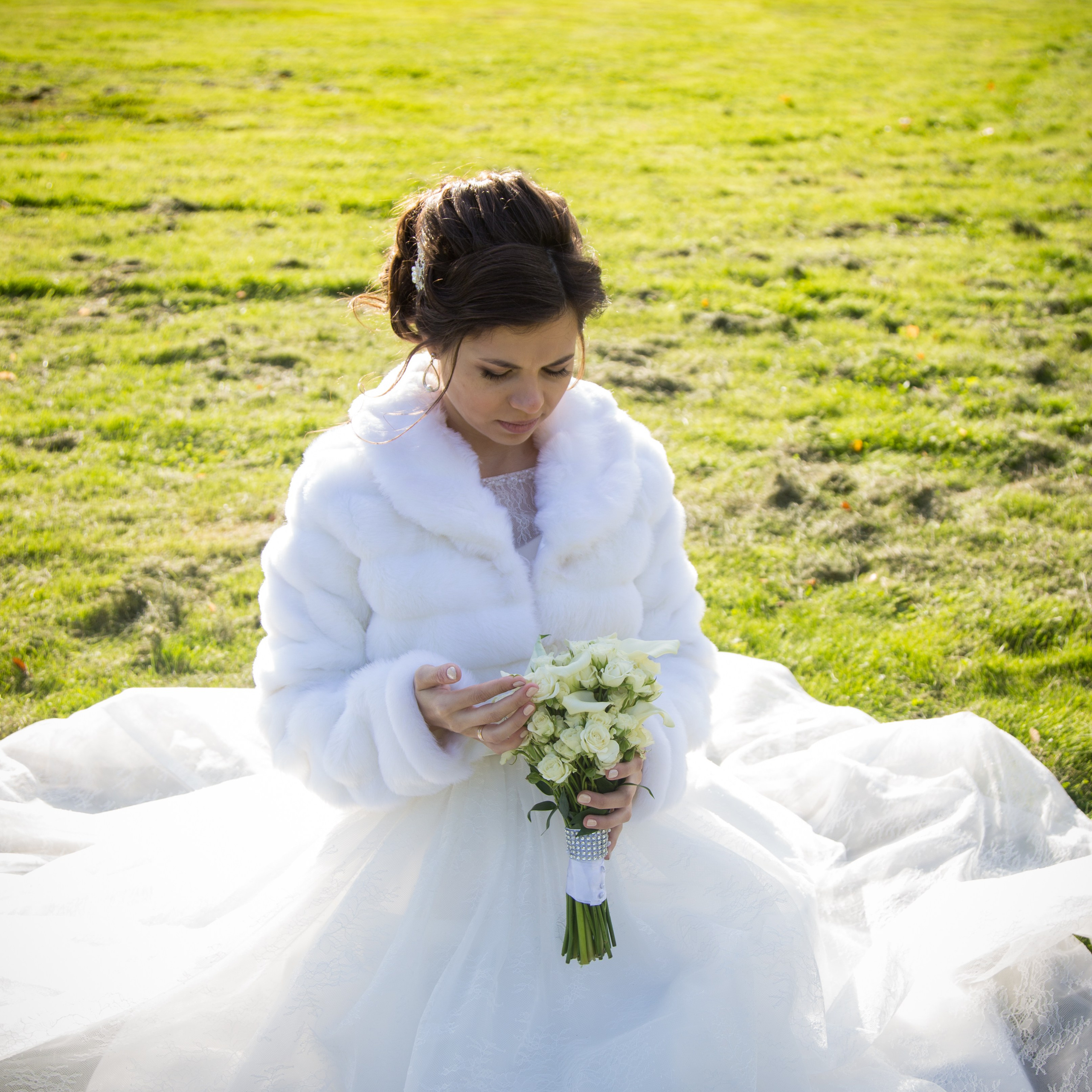 Свадебная съемка в студии и прогулка по парку Александрия