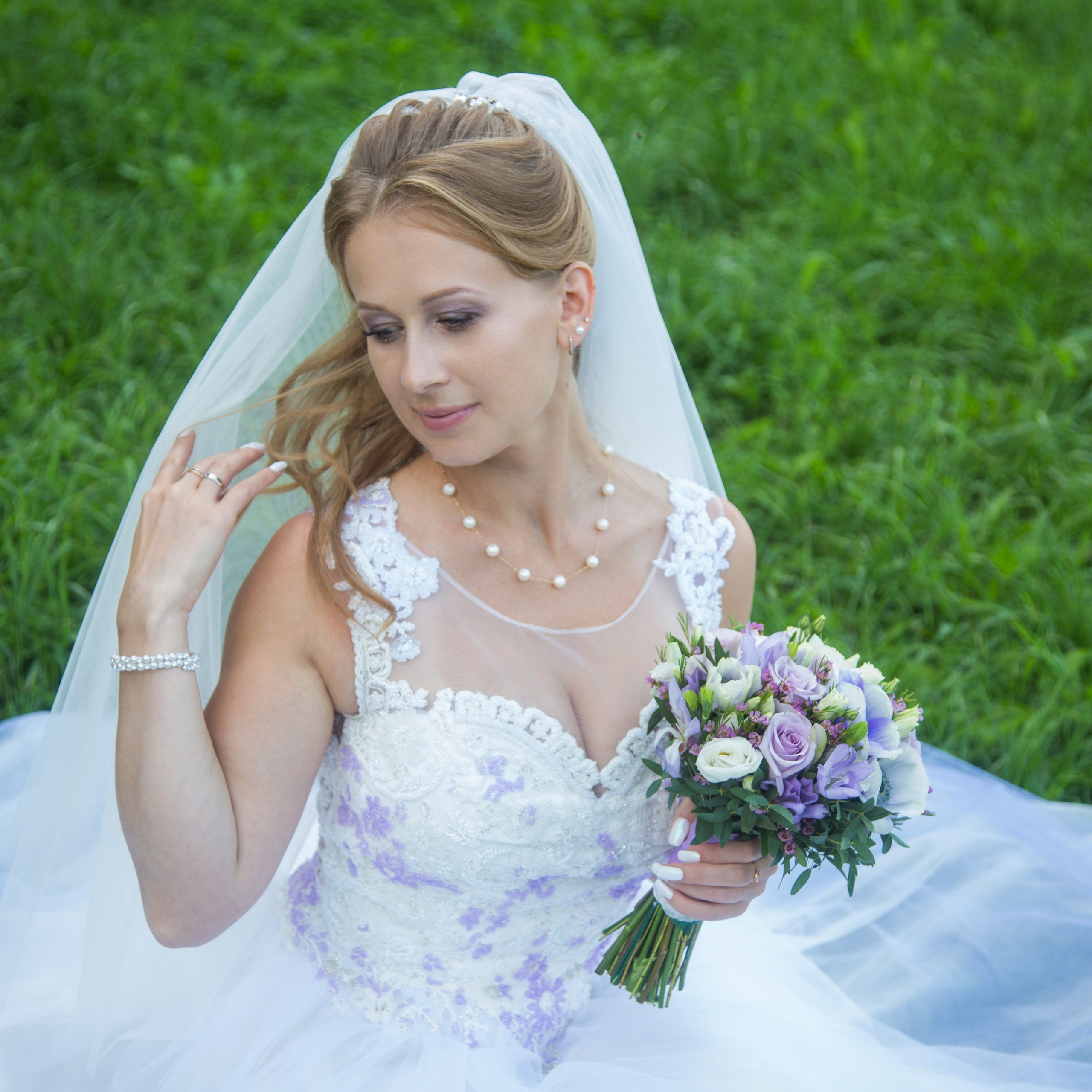 Свадебная фотосессия в Летнем саду и набережной Невы