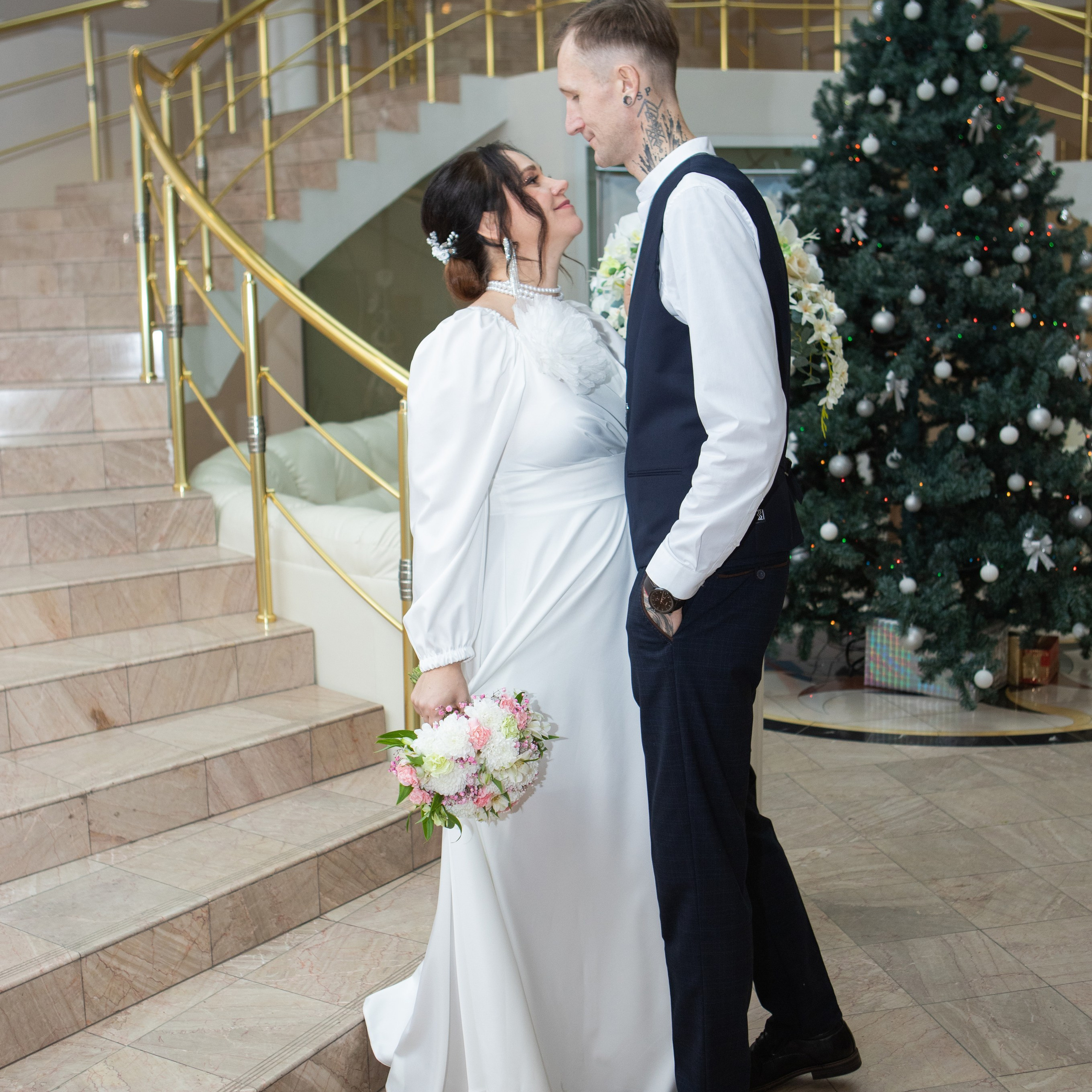 Фотосессия свадьбы в Загсе Приморского района