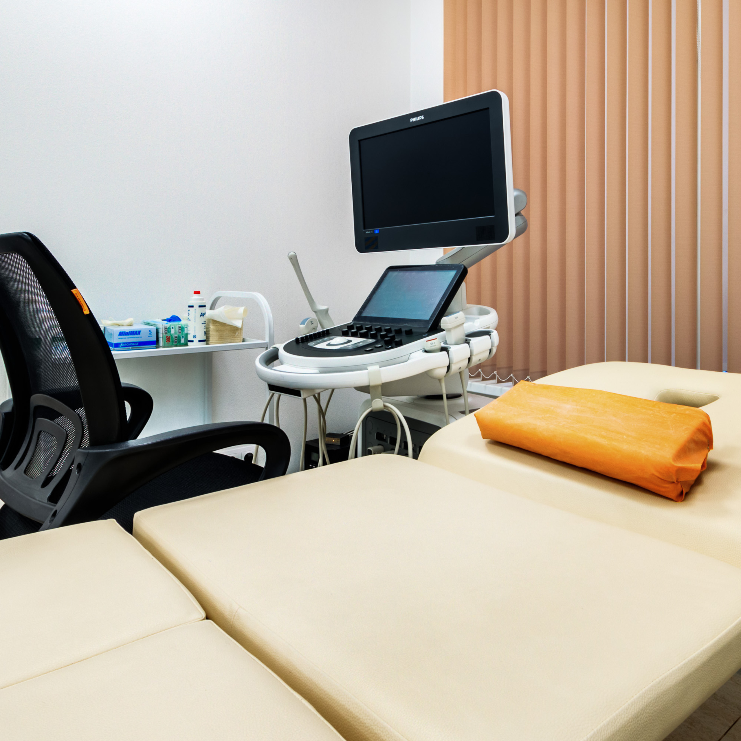 Фотография медицинского кабинета в частной клинике в Ростове-на-Дону