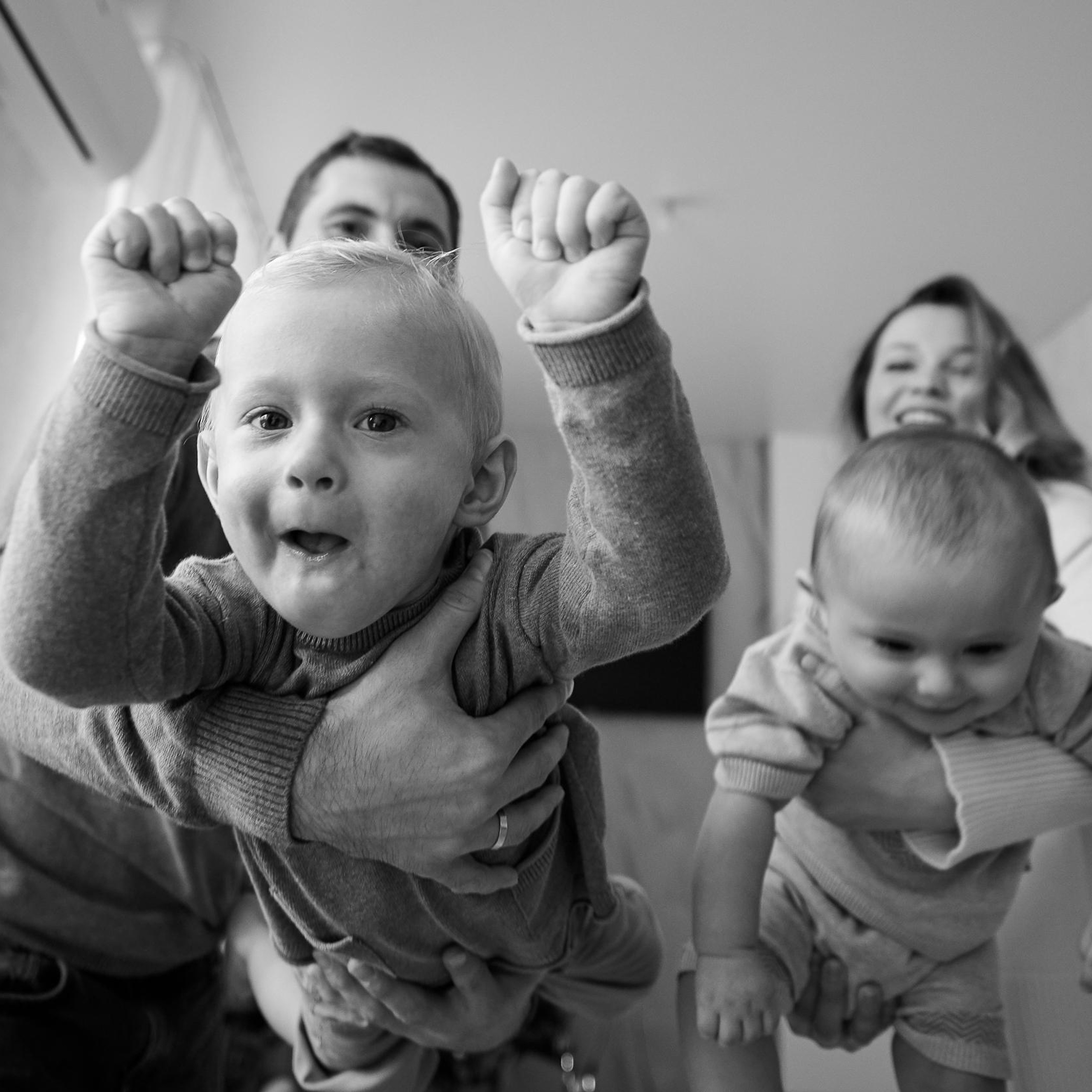 Домашняя новогоднняя история. Свадебный и семейный фотограф Михаил Галабурдин и Анна Завадская. Рост
