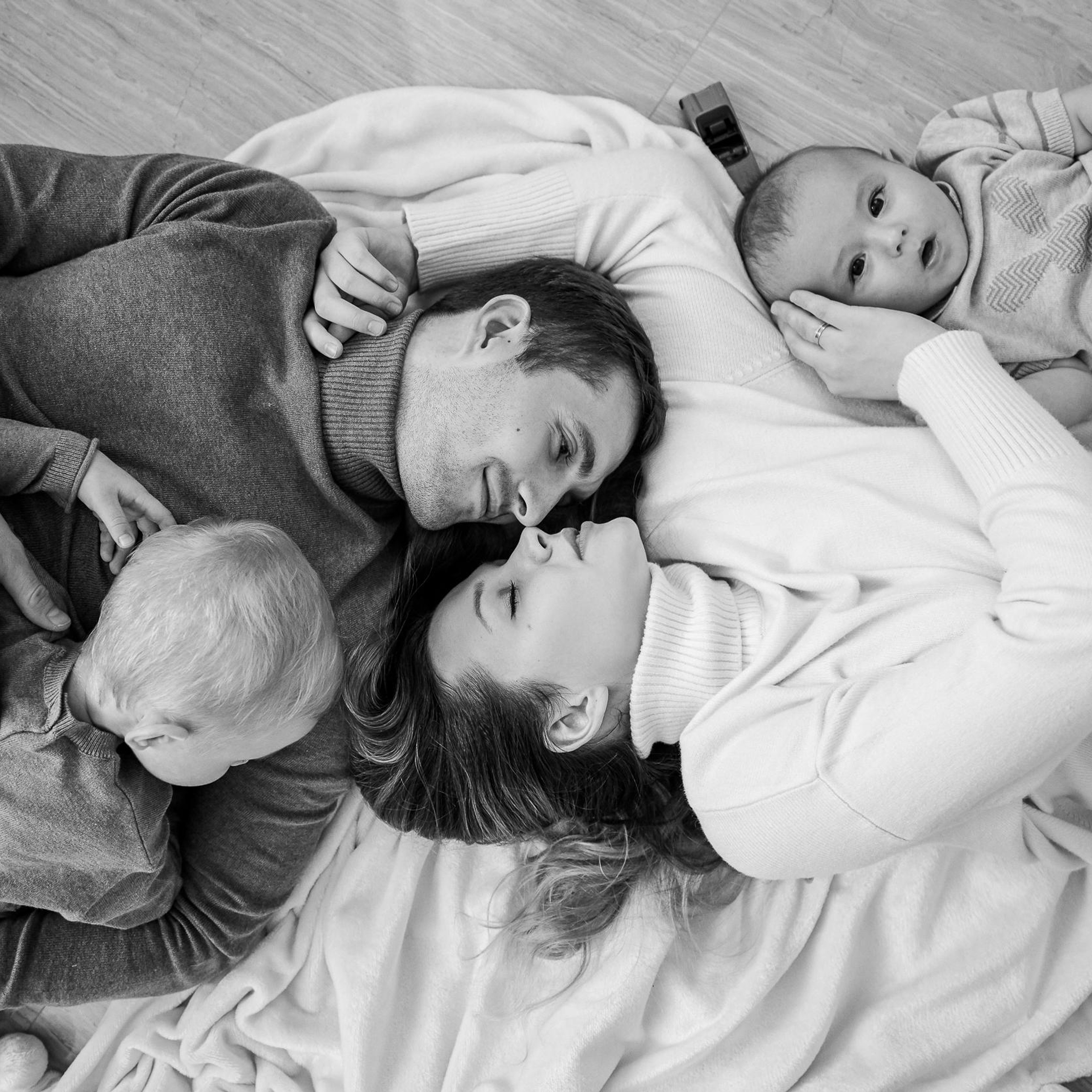 Домашняя новогоднняя история. Свадебный и семейный фотограф Михаил Галабурдин и Анна Завадская. Рост