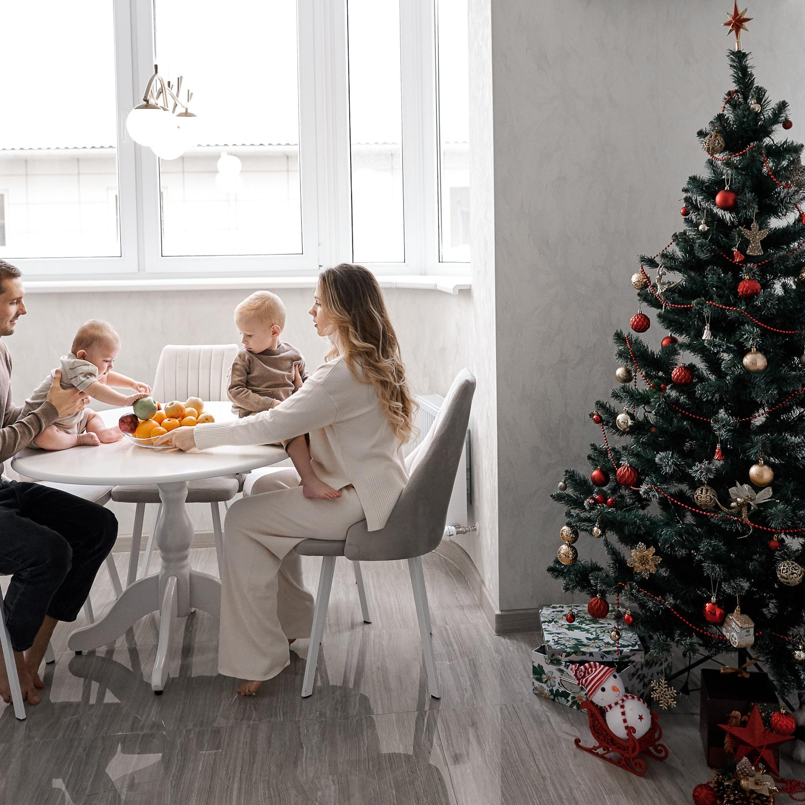 Домашняя новогоднняя история. Свадебный и семейный фотограф Михаил Галабурдин и Анна Завадская. Рост