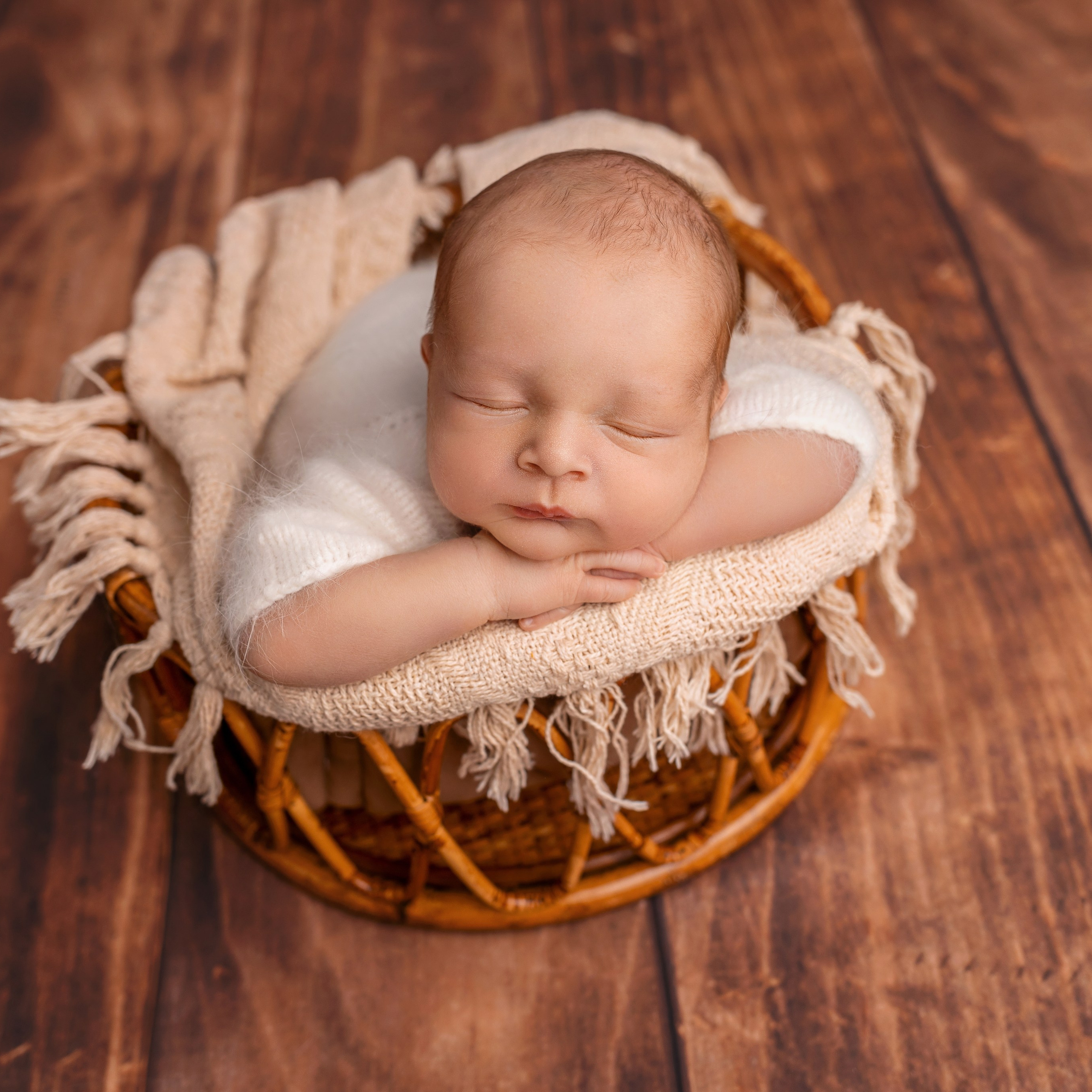 Отзывы родителей о фотосъемке малышей в Омской области. Лучше чем у Столярова. Фотограф новорожденных малышей в Омске и Омской области Эльвира Камаева