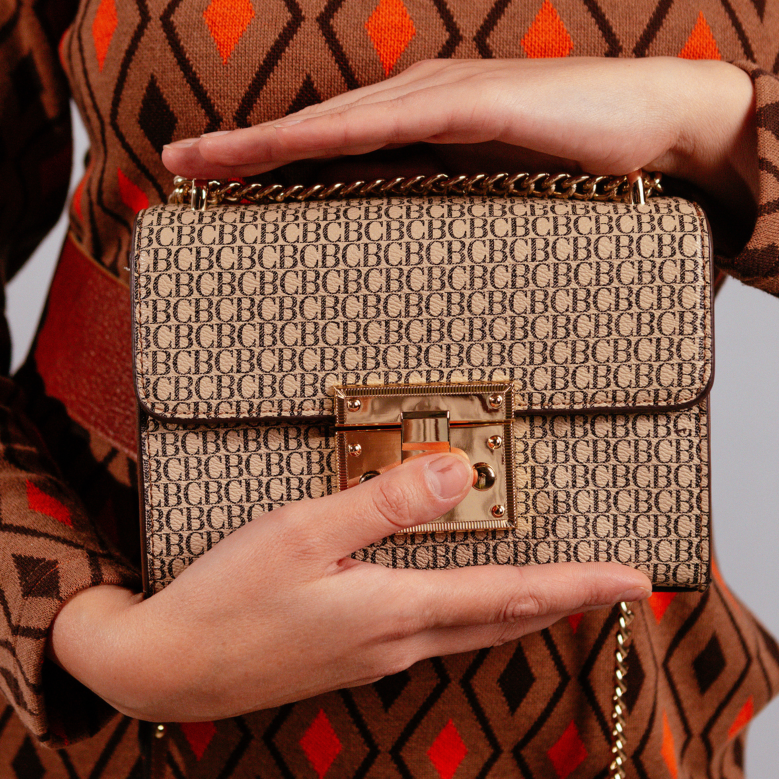 Юлия Немешаева