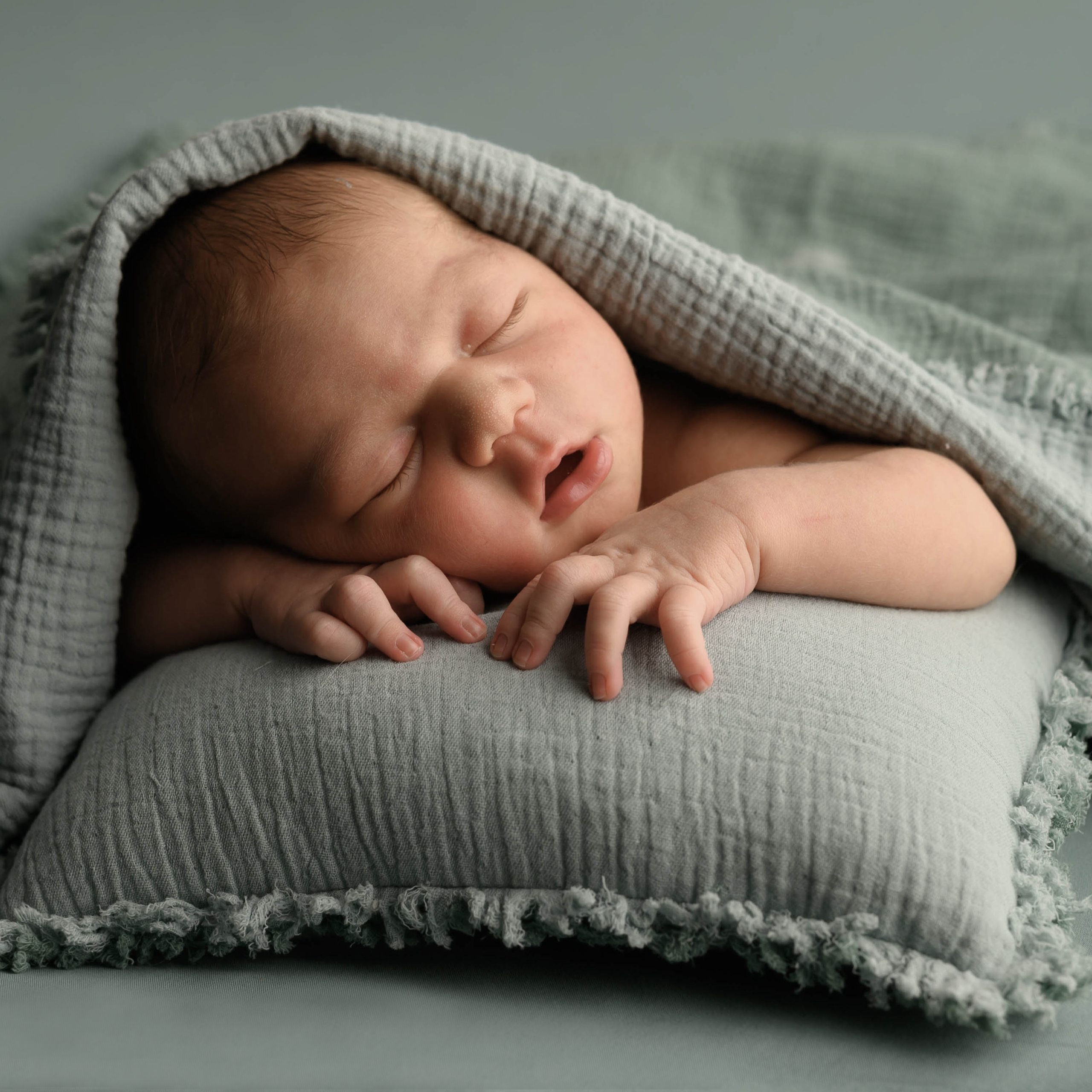 Отзывы. Фотограф новорожденных (ньюборн) в г. Уссурийске Приморский край Ирина Губанова