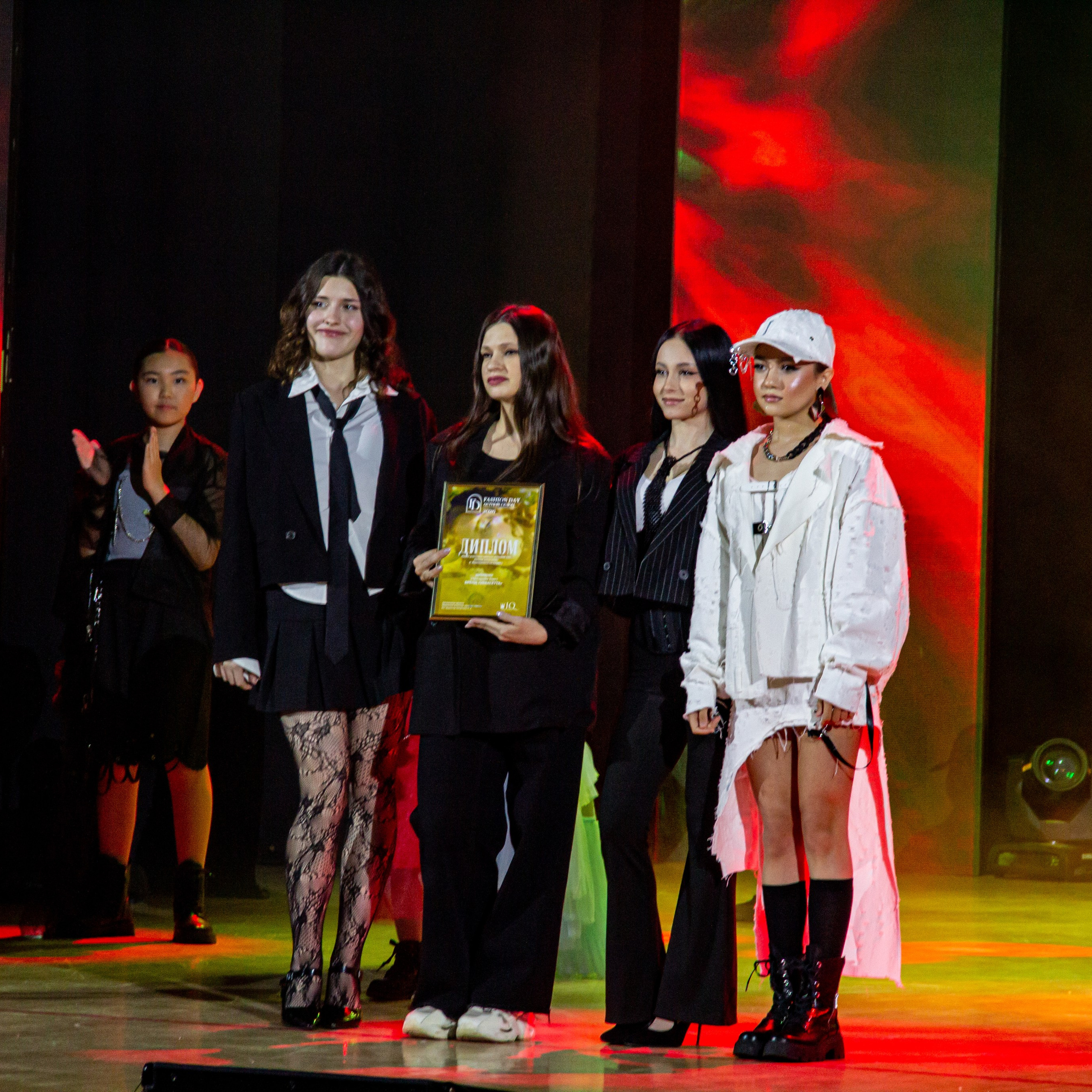 FASHION DAY 2026 | O Vorobey — «Сфоткай»