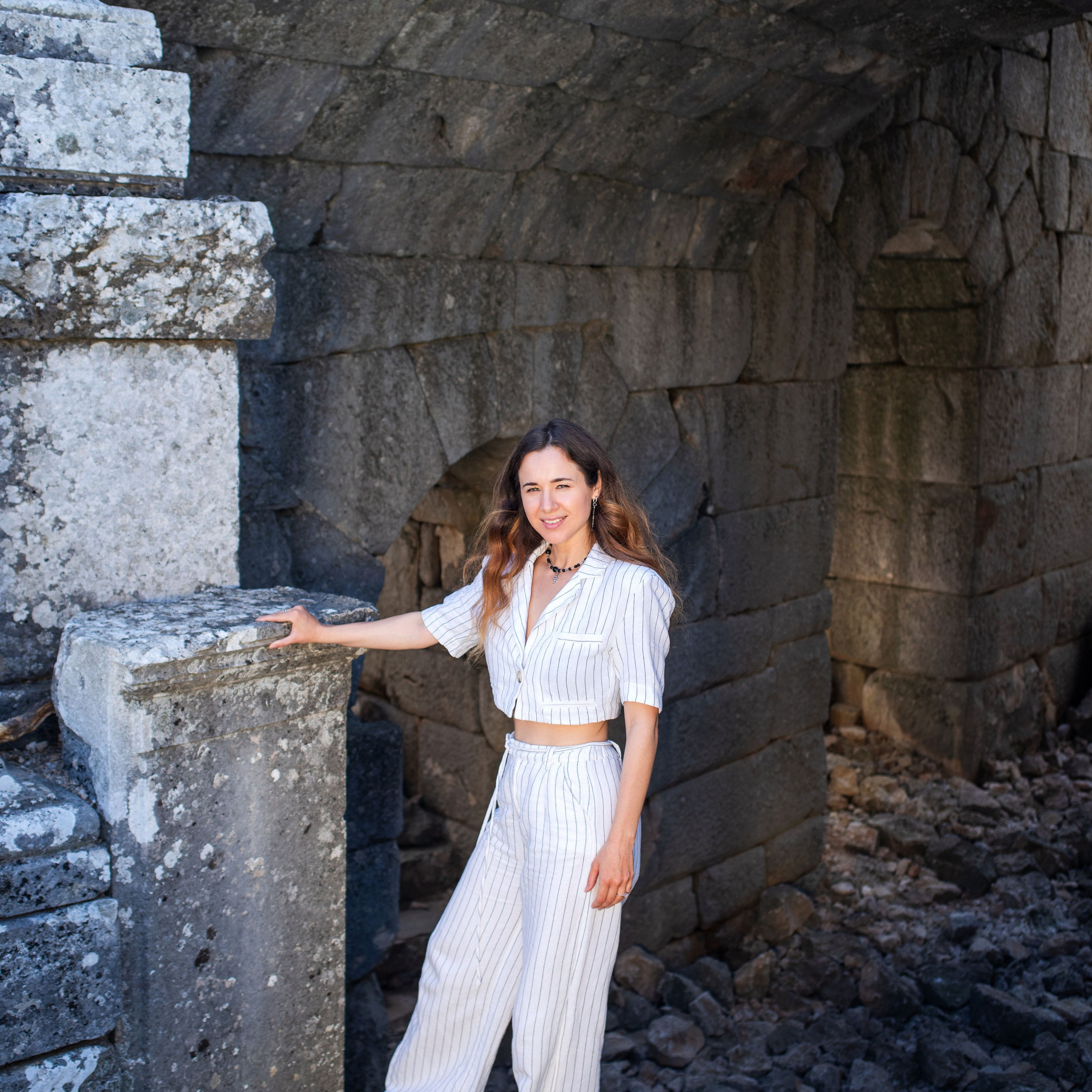 Индивидуальная съёмка в античном городе Термессос. Фотограф в Анталии | Профессиональная фотосессия | Наталья Цыбульская