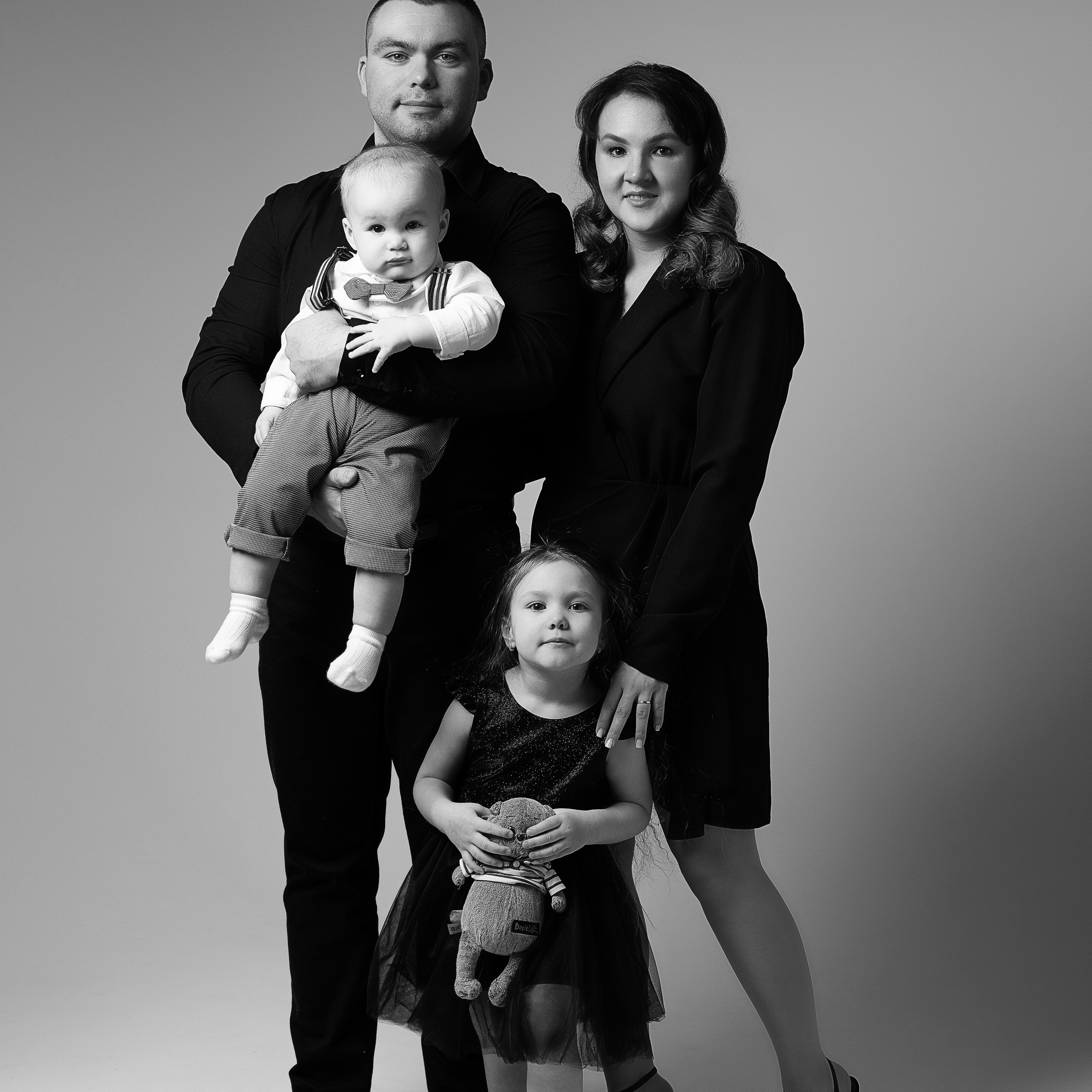 Семейная фотосессия. Фотостудия
