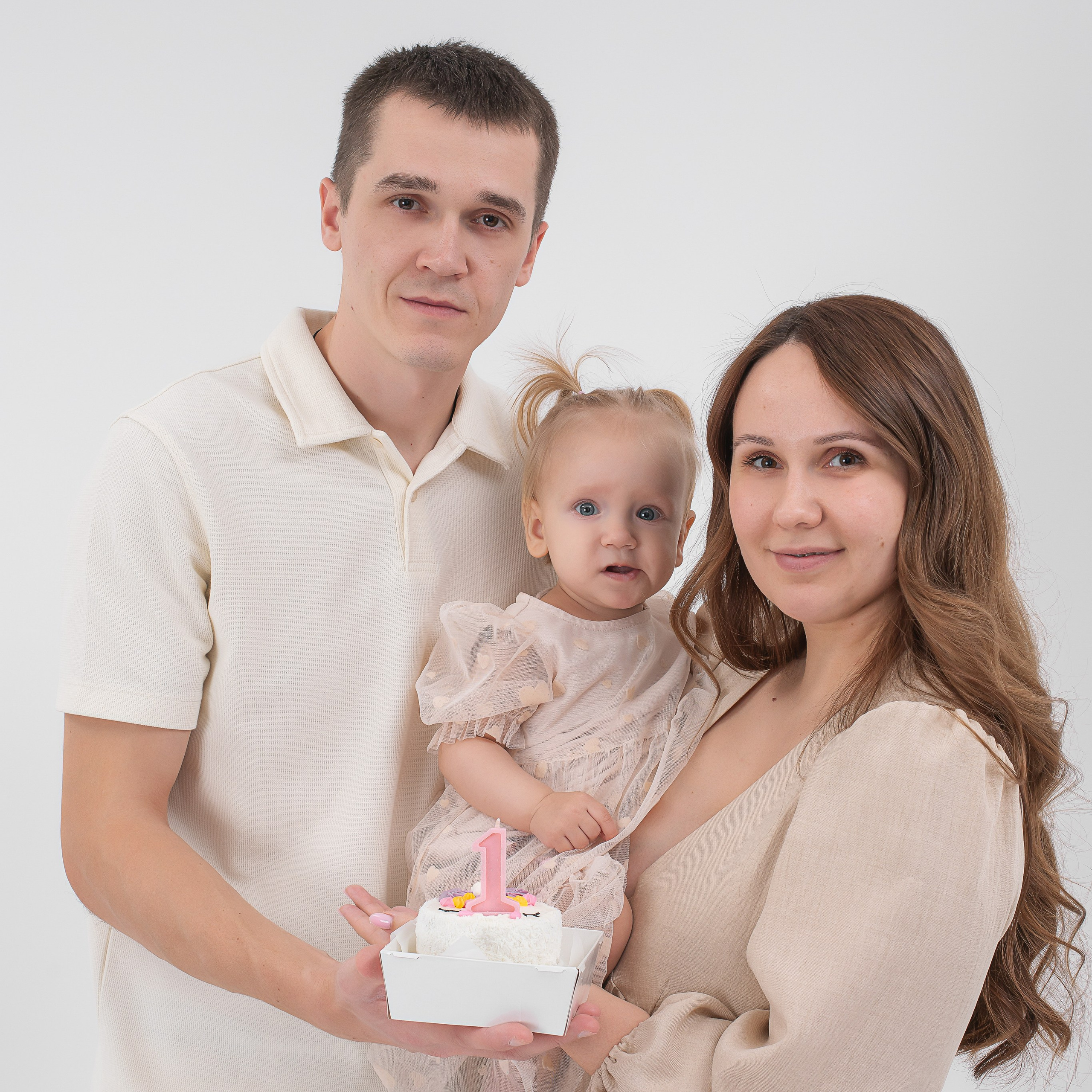 Семейная фотосессия. Фотостудия