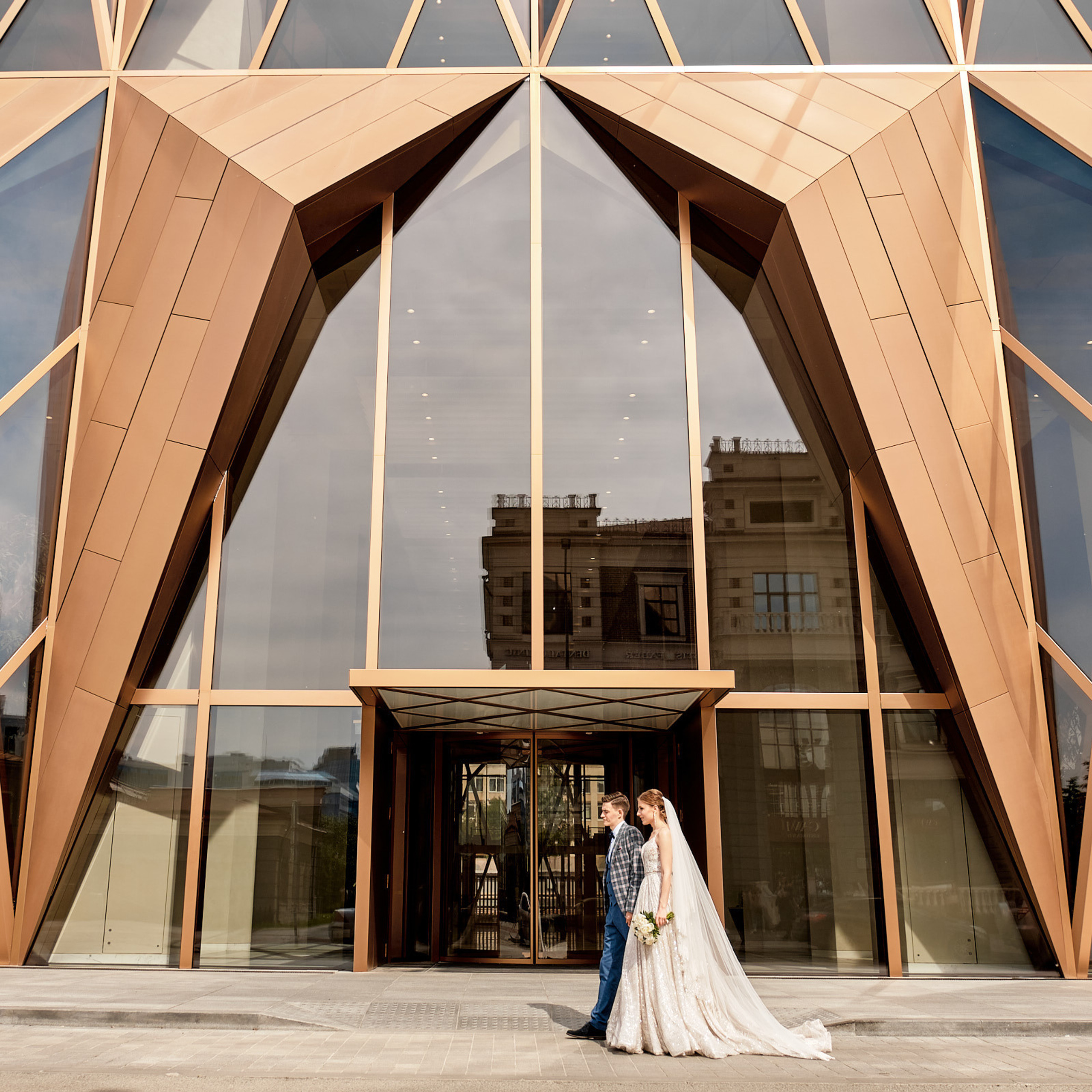 Отзывы о работе фотографа Юра Сахар. Профессиональный фотограф в Екатеринбурге Юра Сахар