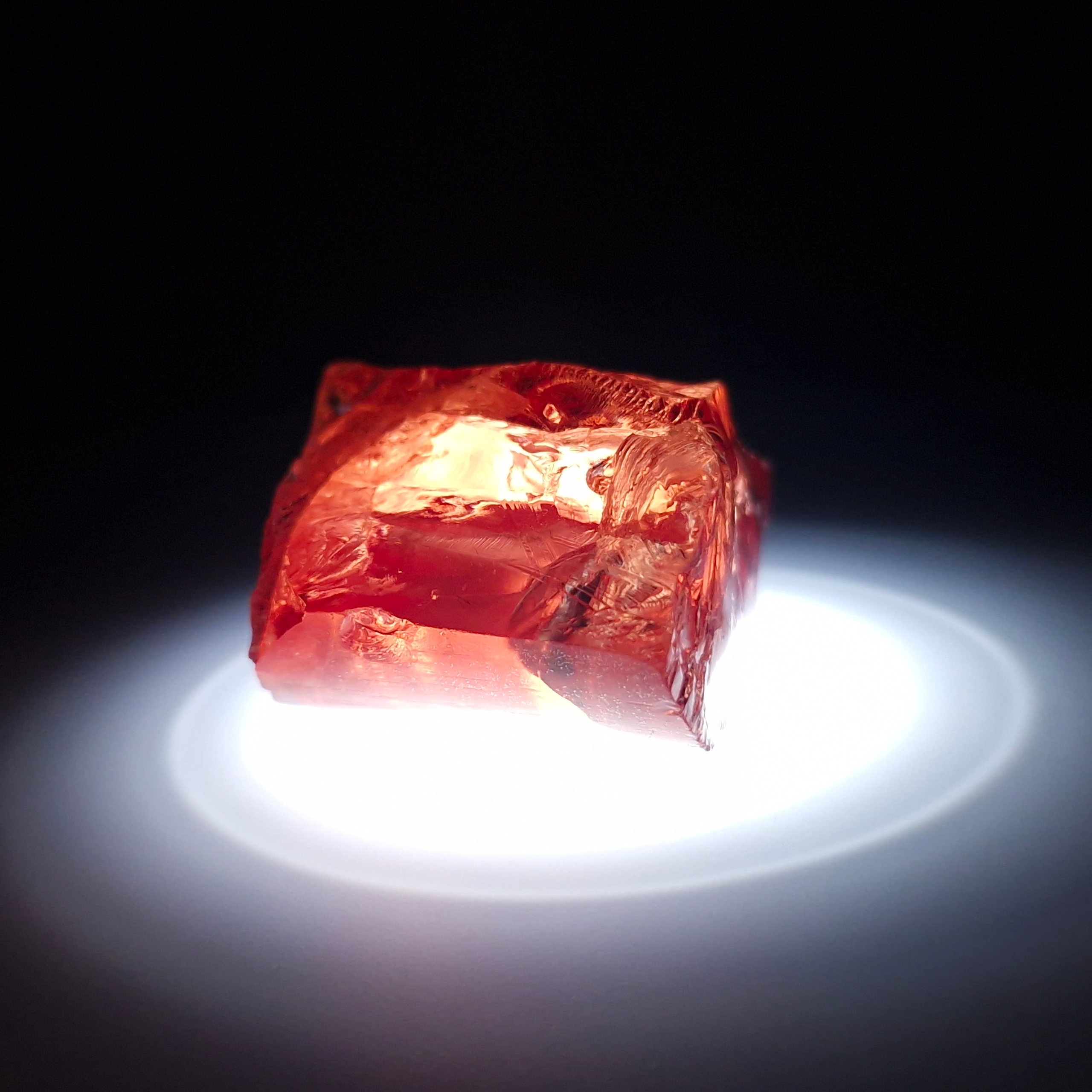 Алюмо-иттриевый гранат. YAG garnet иттрий алюминиевый гранат ИАГ