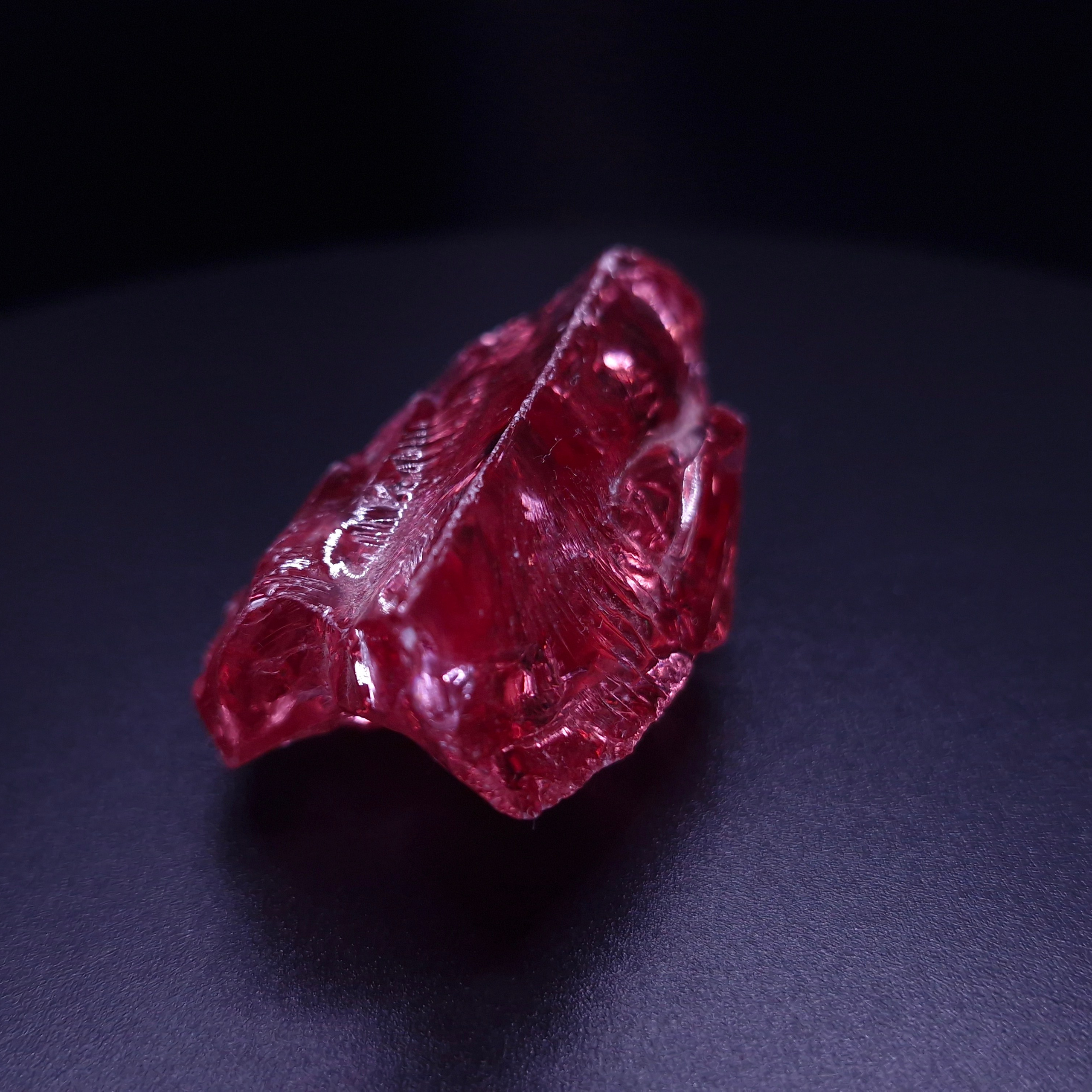 Иттрий алюминиевый гранат. YAG garnet иттрий алюминиевый гранат ИАГ