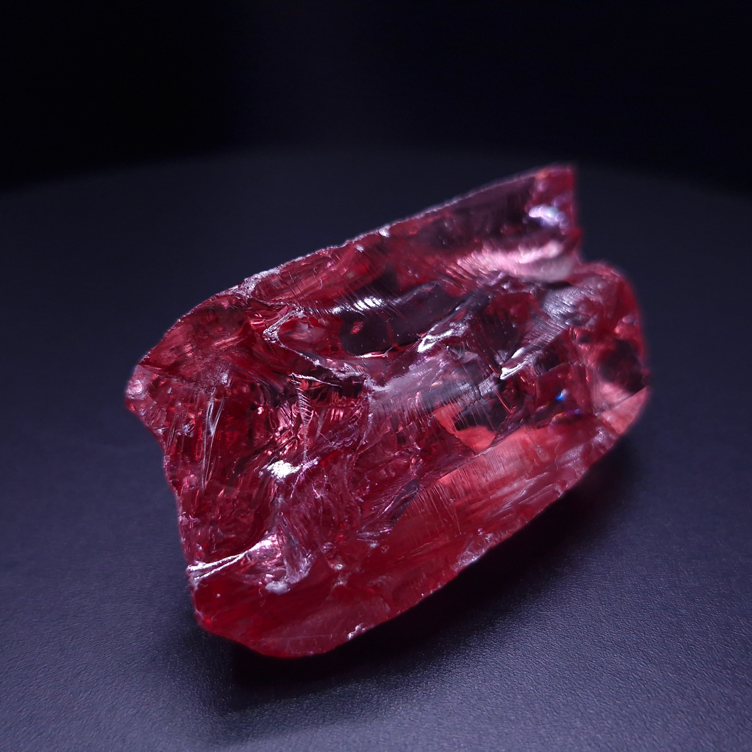 Иттрий алюминиевый гранат. YAG garnet иттрий алюминиевый гранат ИАГ