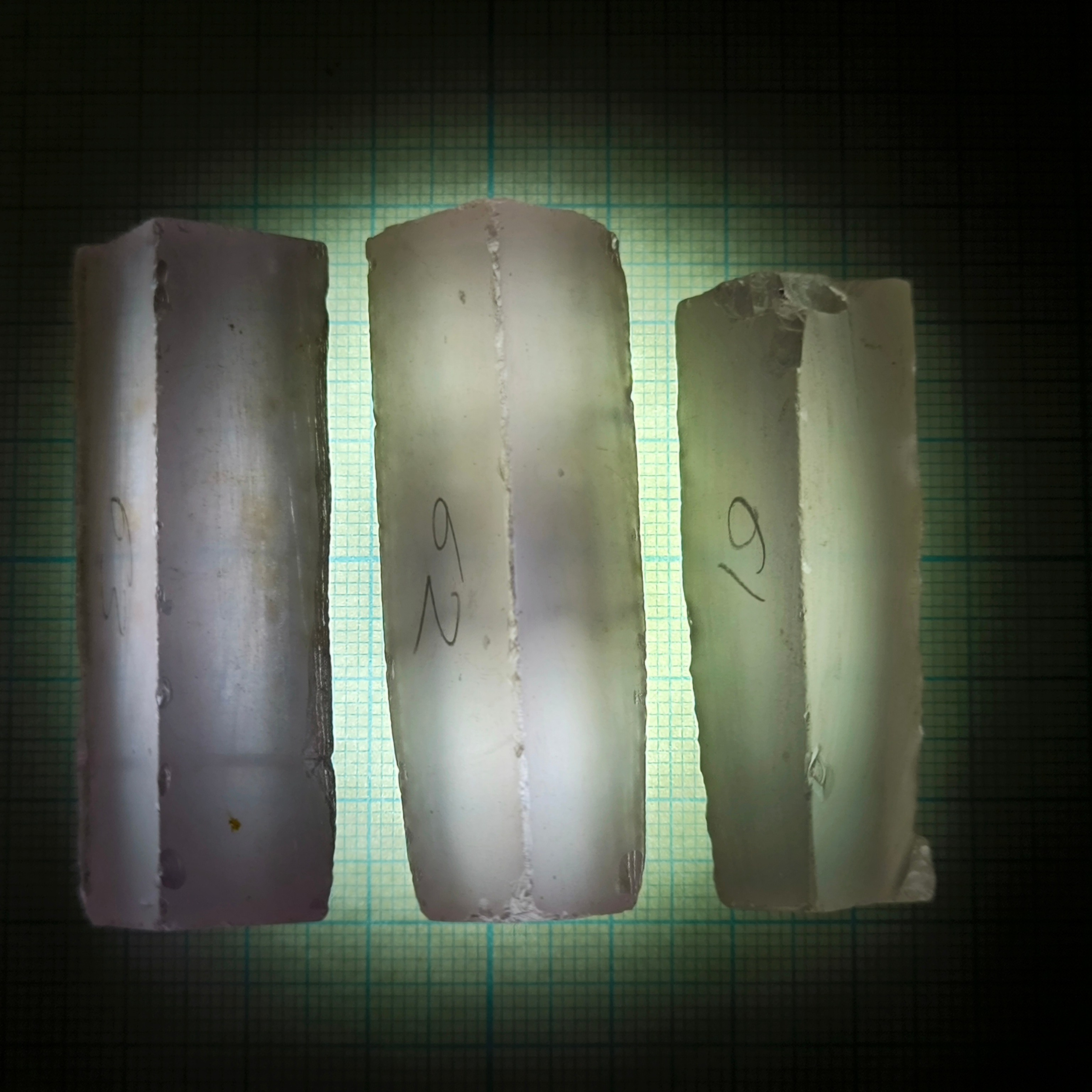 Призмы иттрий алюминиевый ИАГ гранат. YAG garnet иттрий алюминиевый гранат ИАГ