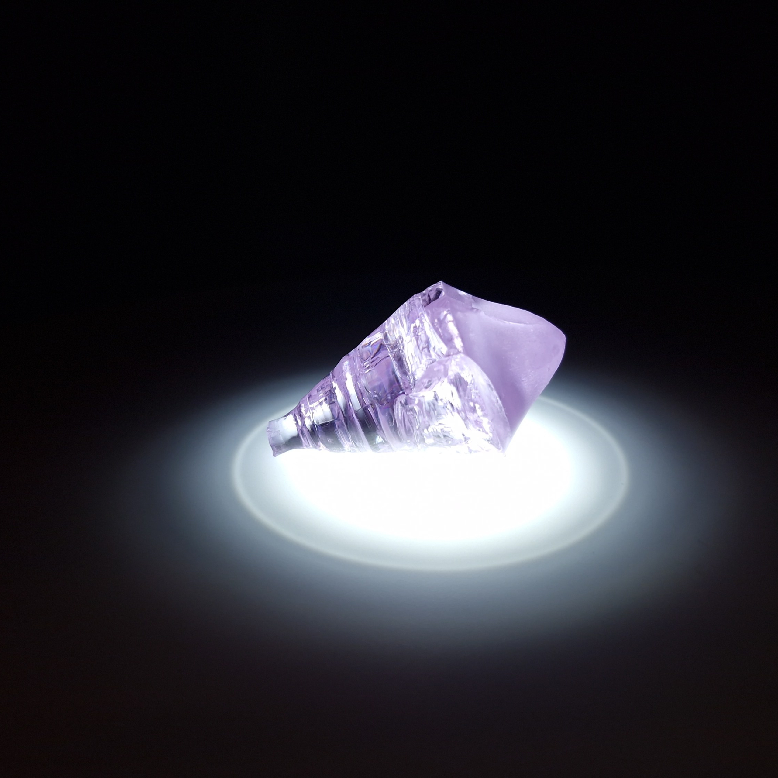 YAG гранат фиолетовый. YAG garnet иттрий алюминиевый гранат ИАГ