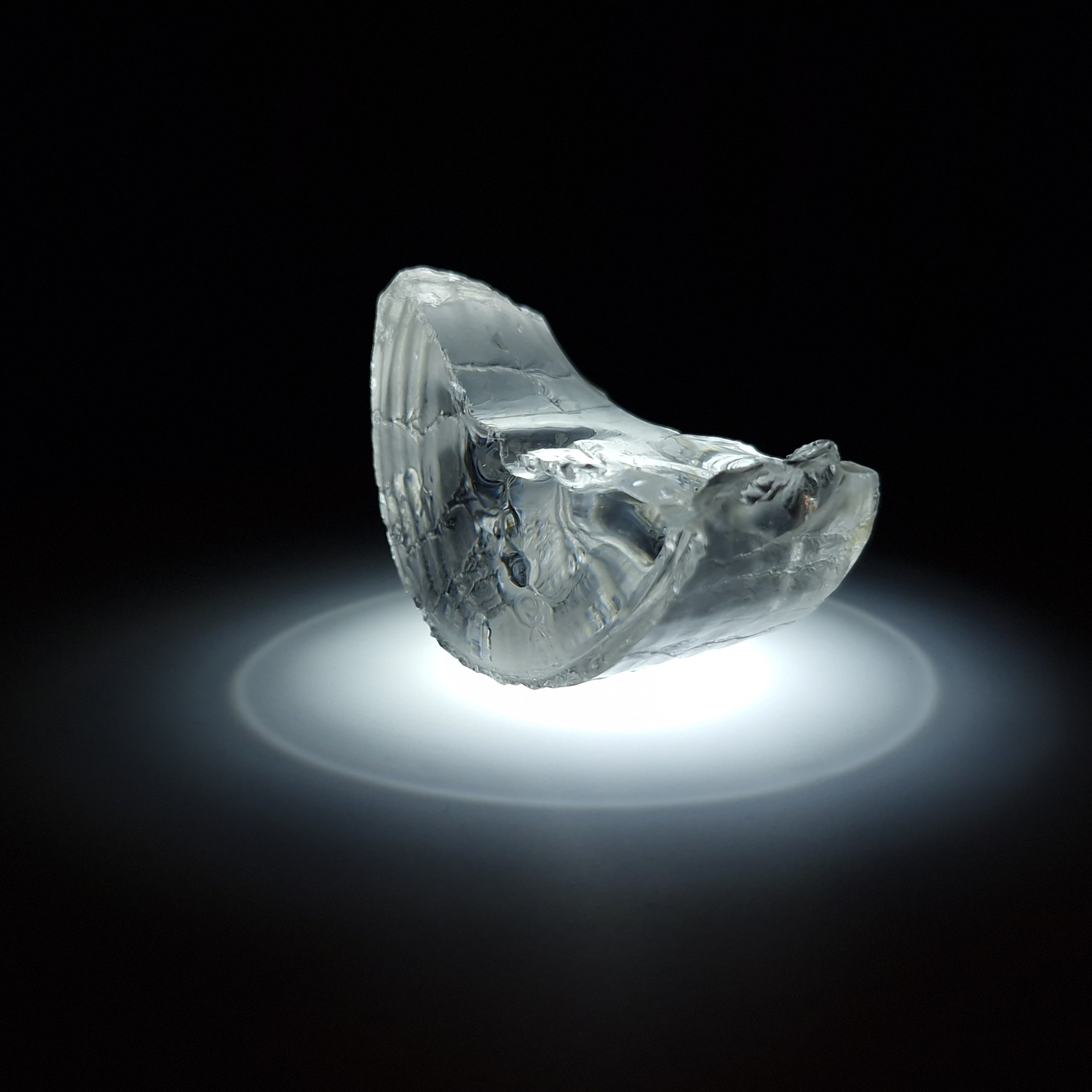 White YAG garnet 167 carats. YAG garnet иттрий алюминиевый гранат ИАГ