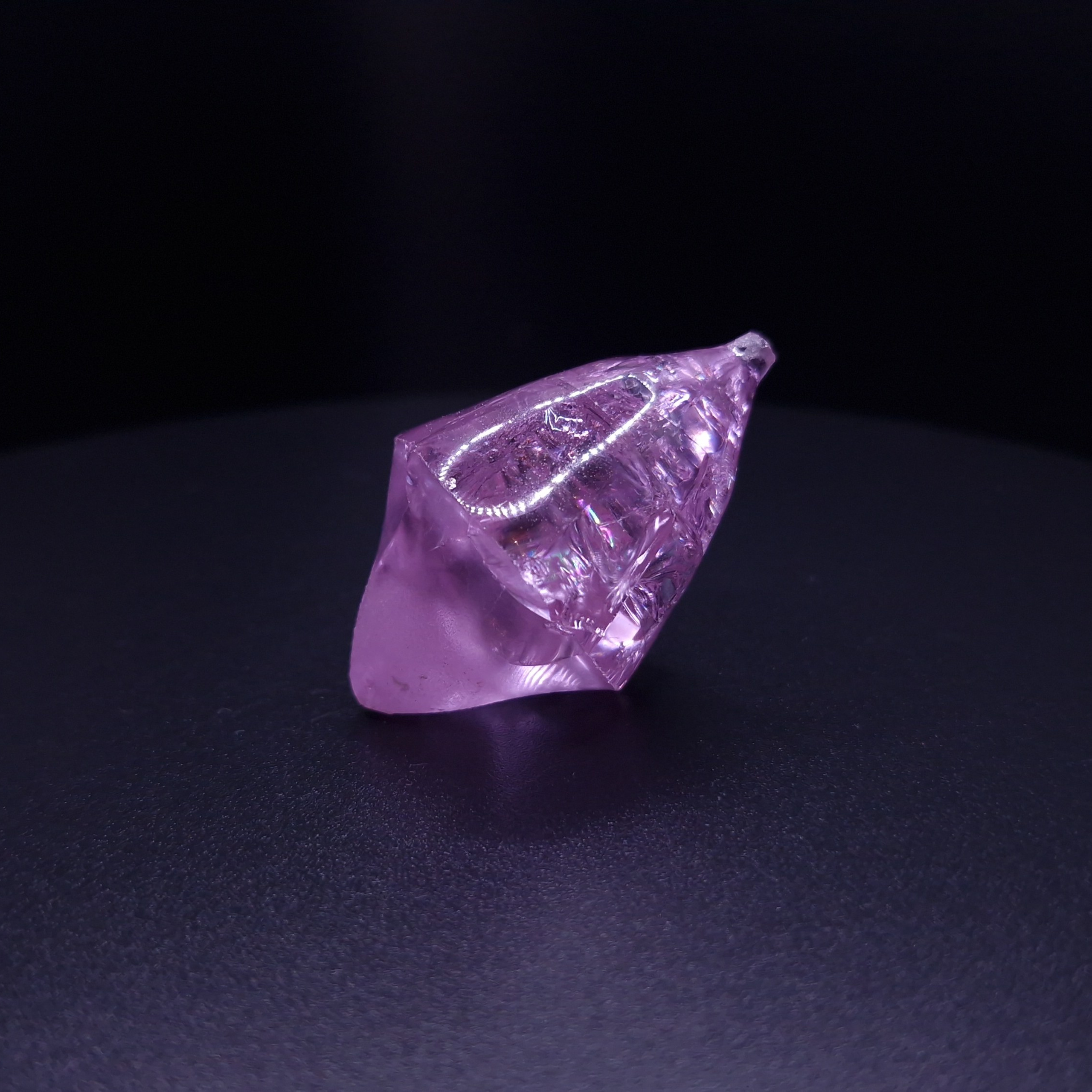 Garnet purple drop 49.32 gr / 246 Carat.