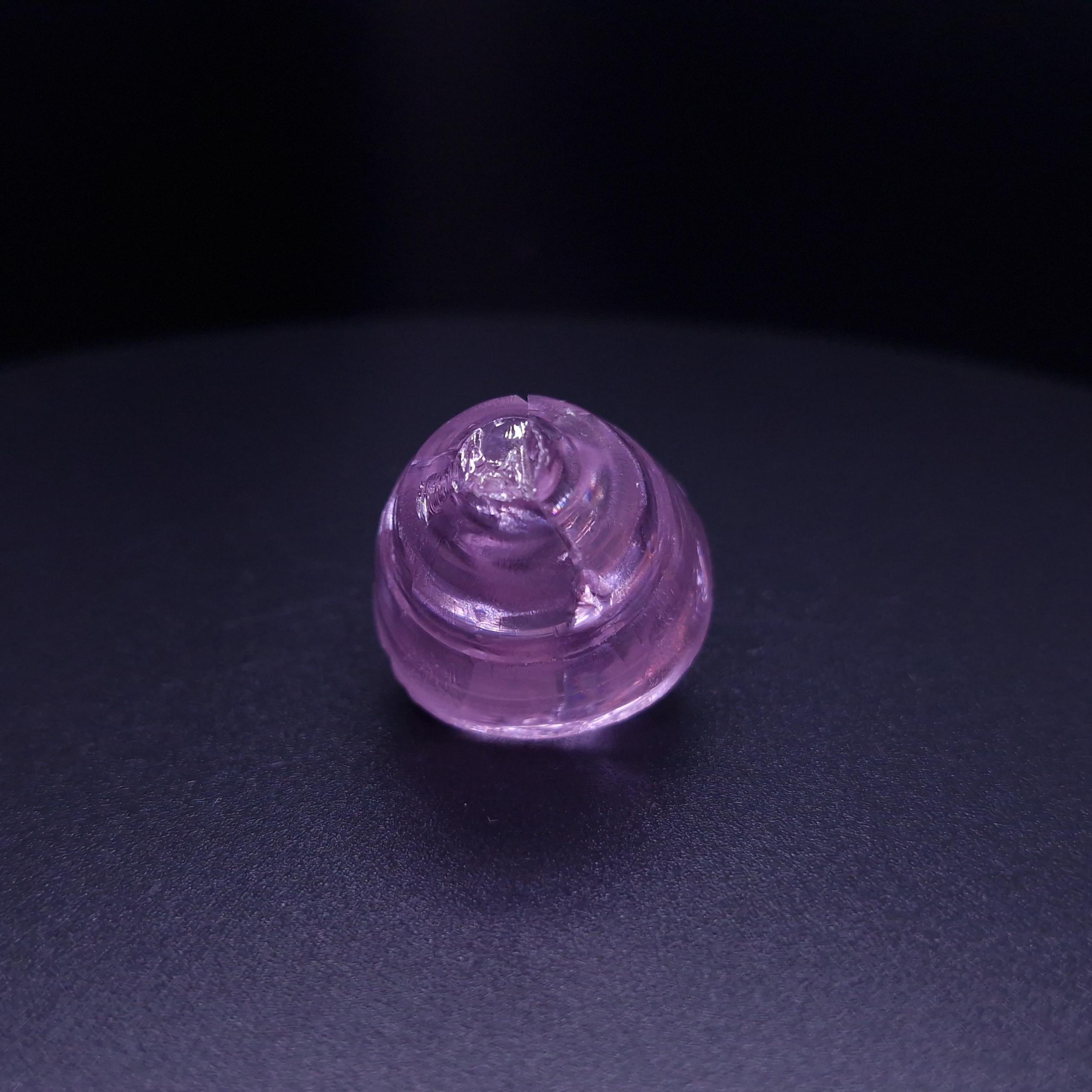 Кристалл граната фиолетовый. YAG garnet иттрий алюминиевый гранат ИАГ