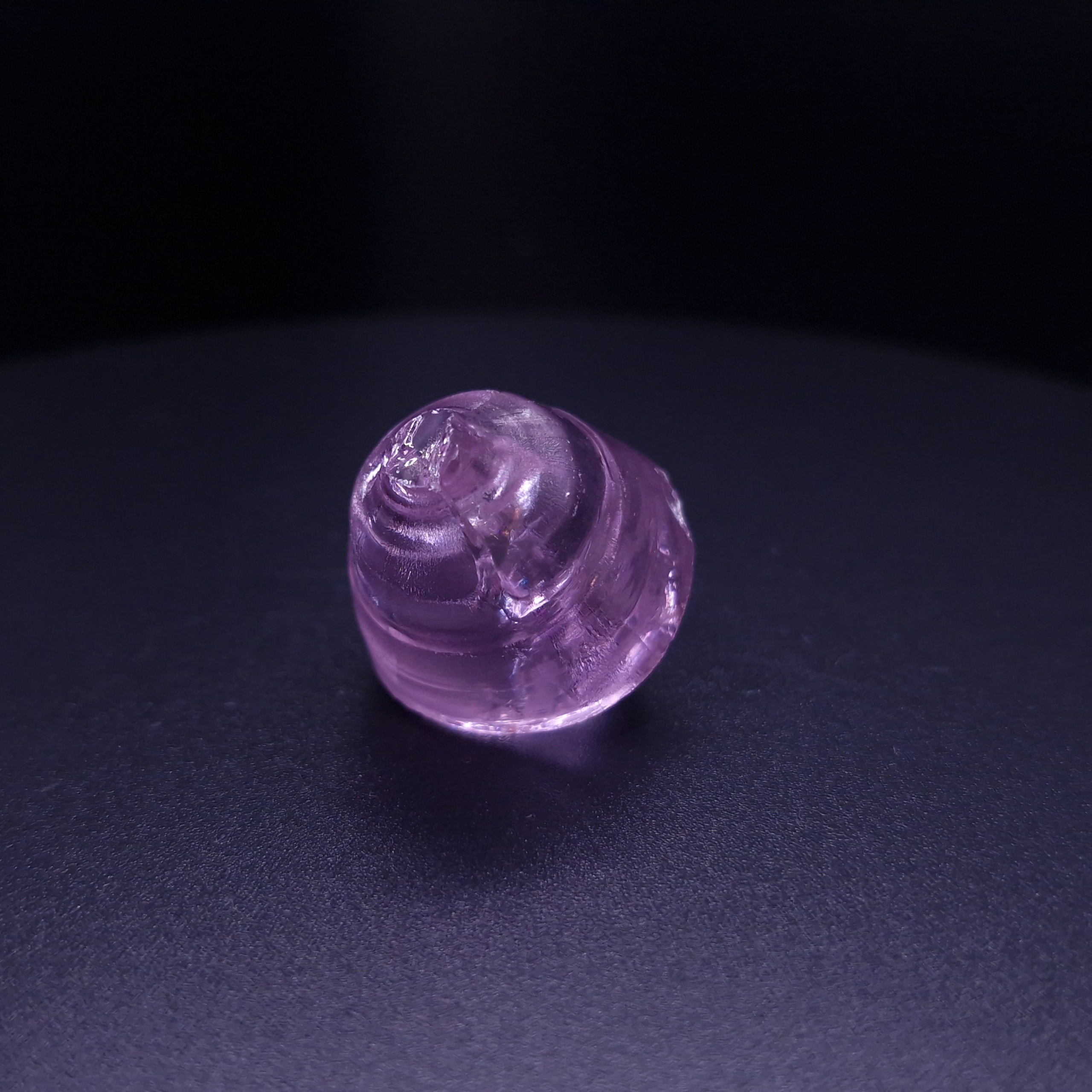 Кристалл граната фиолетовый. YAG garnet иттрий алюминиевый гранат ИАГ