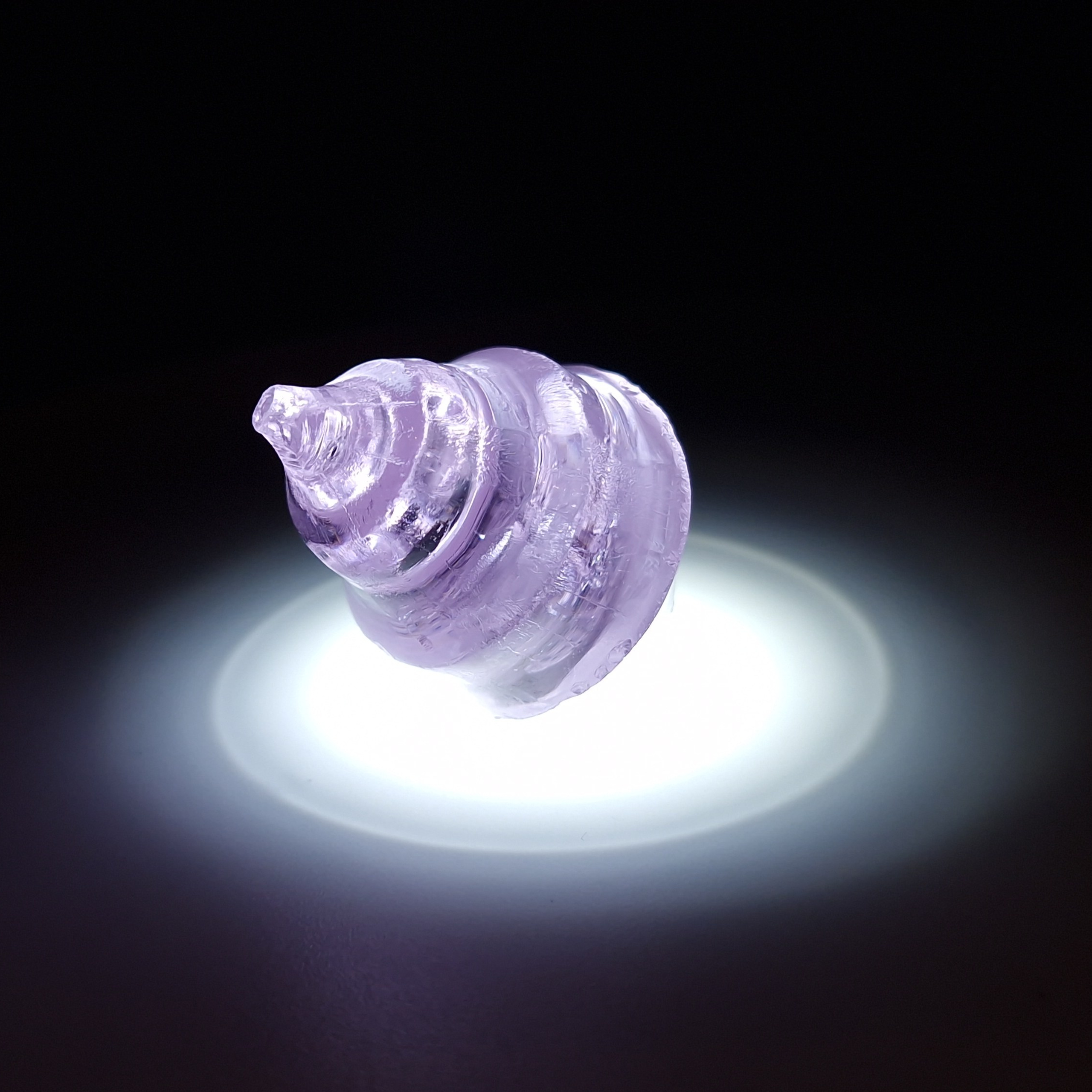 Фиолетовый камень гранат garnet purple. YAG garnet иттрий алюминиевый гранат ИАГ