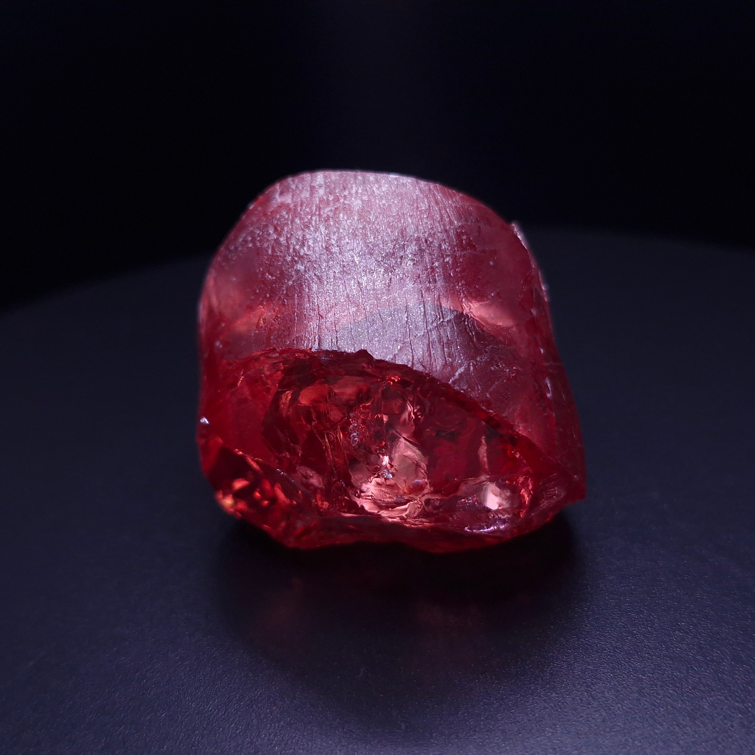 АИГ YAG красный. YAG garnet иттрий алюминиевый гранат ИАГ