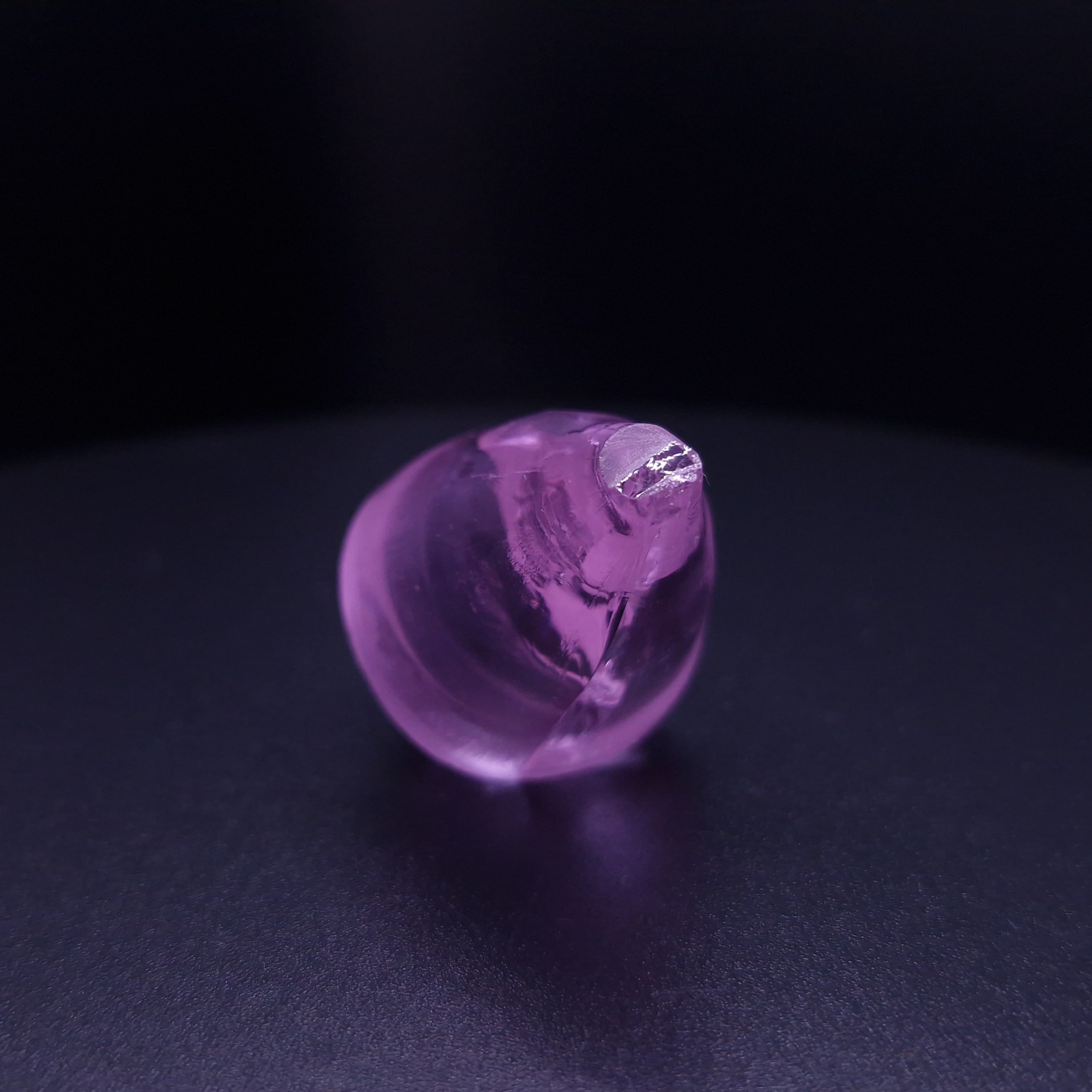 Редкий камень гранат. YAG garnet иттрий алюминиевый гранат ИАГ