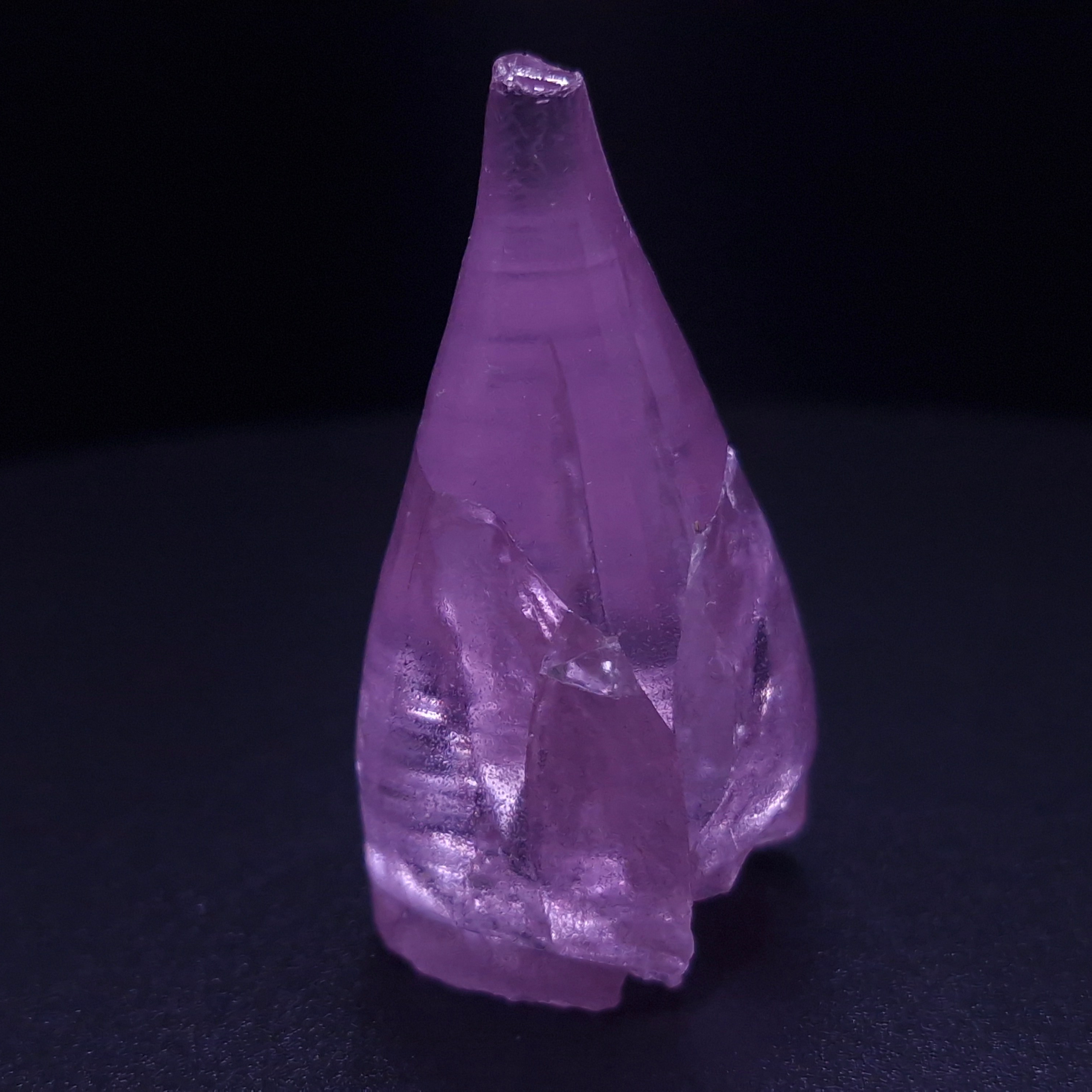 Искусственный гранат YAG. YAG garnet иттрий алюминиевый гранат ИАГ