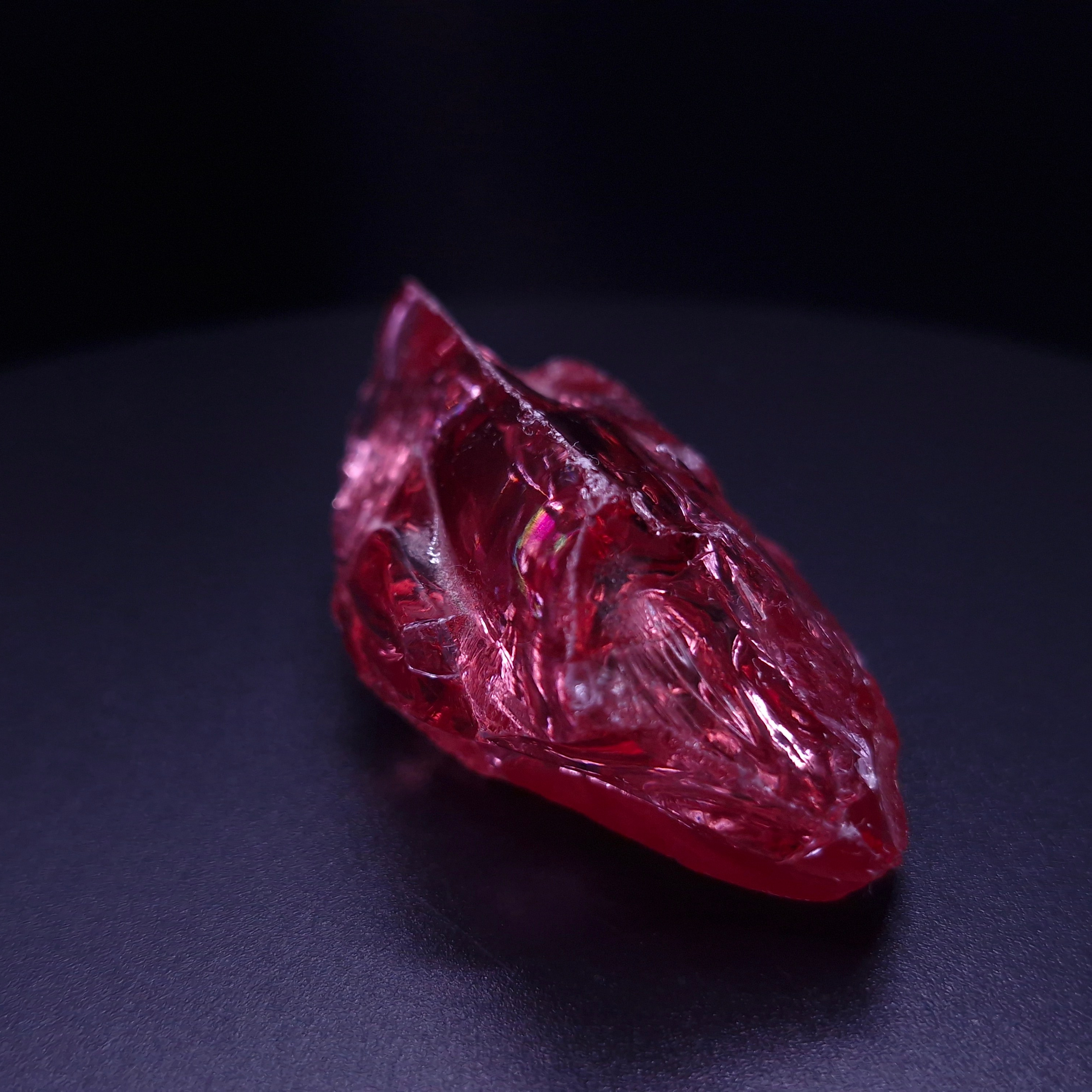 Иттрий алюминиевый гранат. YAG garnet иттрий алюминиевый гранат ИАГ