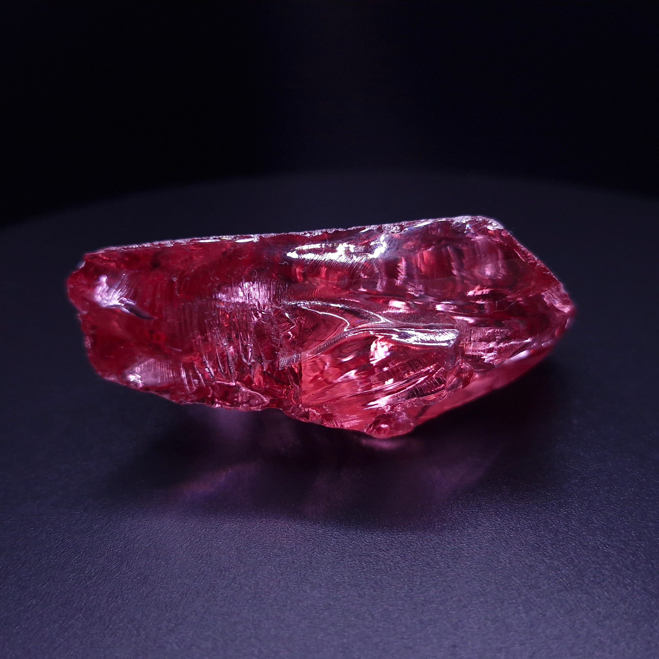 Иттрий алюминиевый гранат. YAG garnet иттрий алюминиевый гранат ИАГ